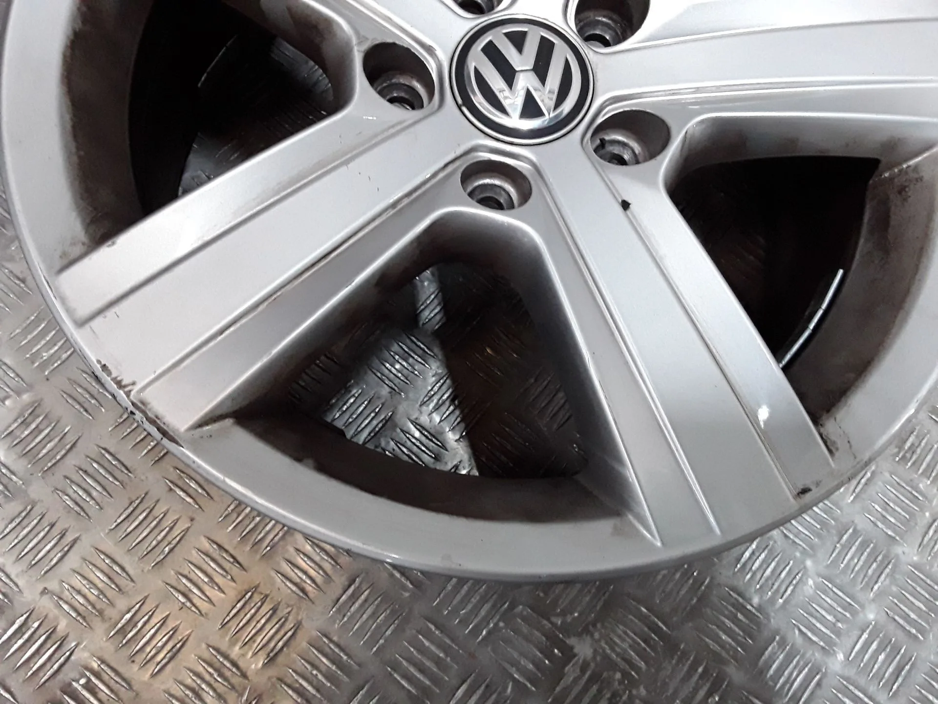 Juego Llantas Aluminio para Volkswagen Golf Sportsvan Vii (Am1, An1)