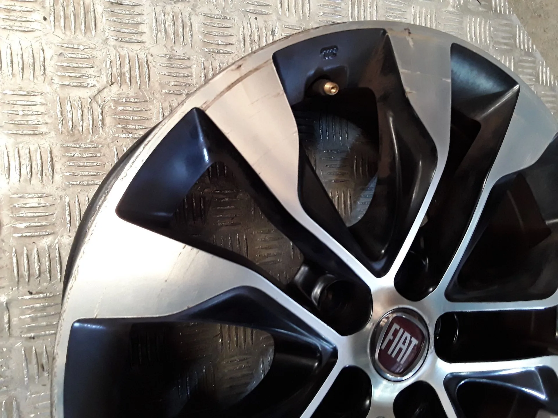 Llanta Aluminio para Fiat Tipo Station Wagon (356_, 357_)