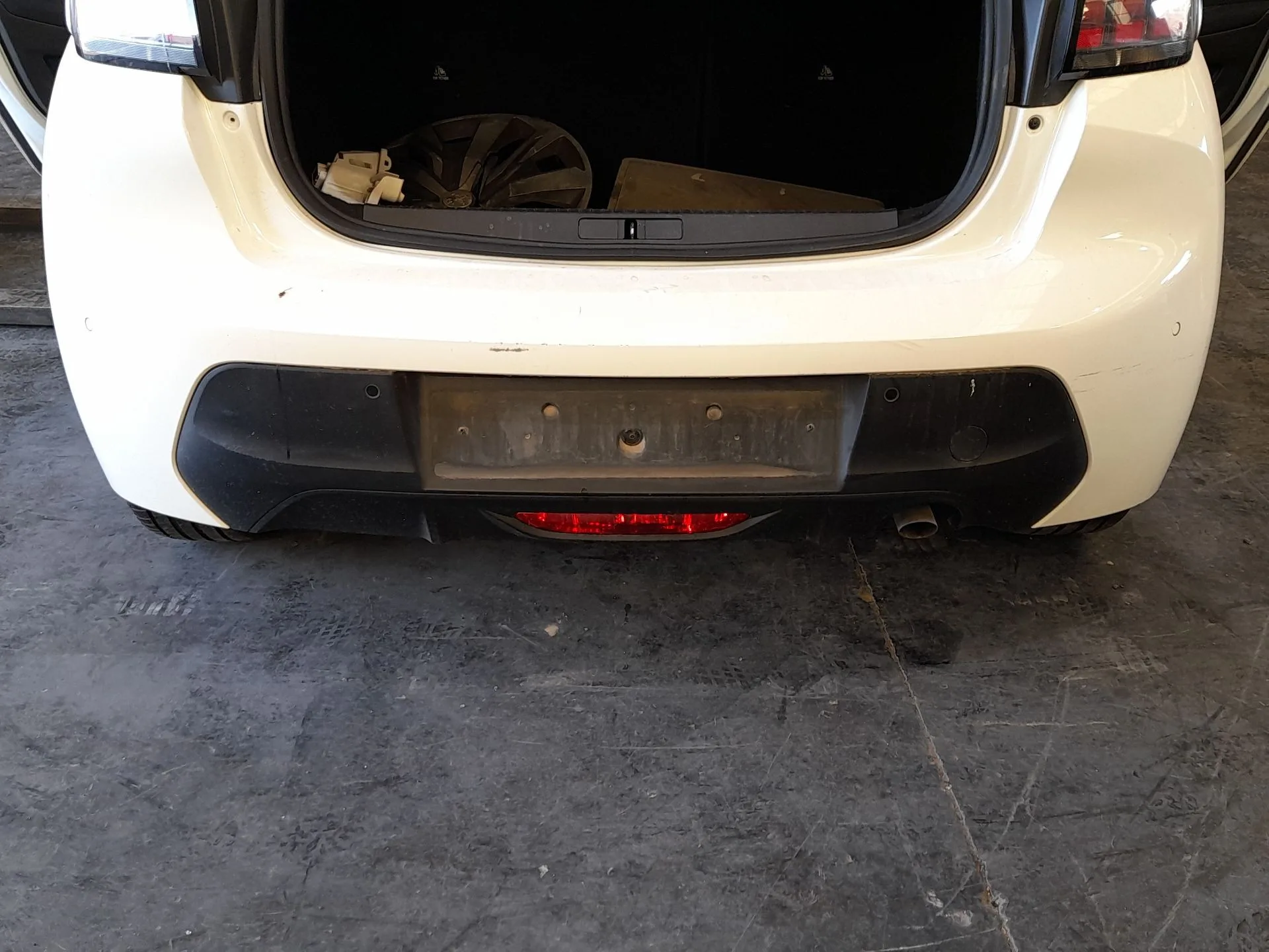Paragolpes Trasero para Peugeot 208 Ii (Ub_, Up_, Uw_, Uj_)