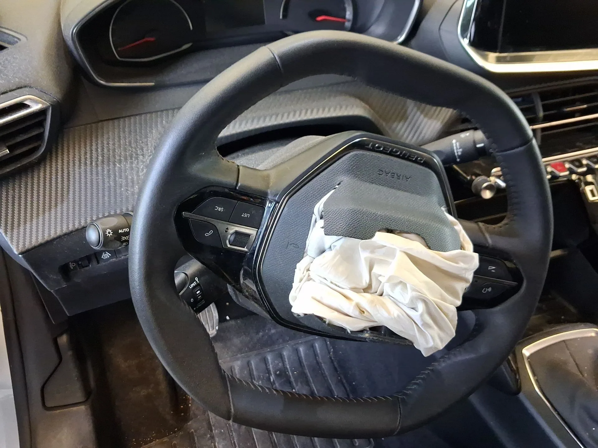 Volante para Peugeot 208 Ii (Ub_, Up_, Uw_, Uj_)