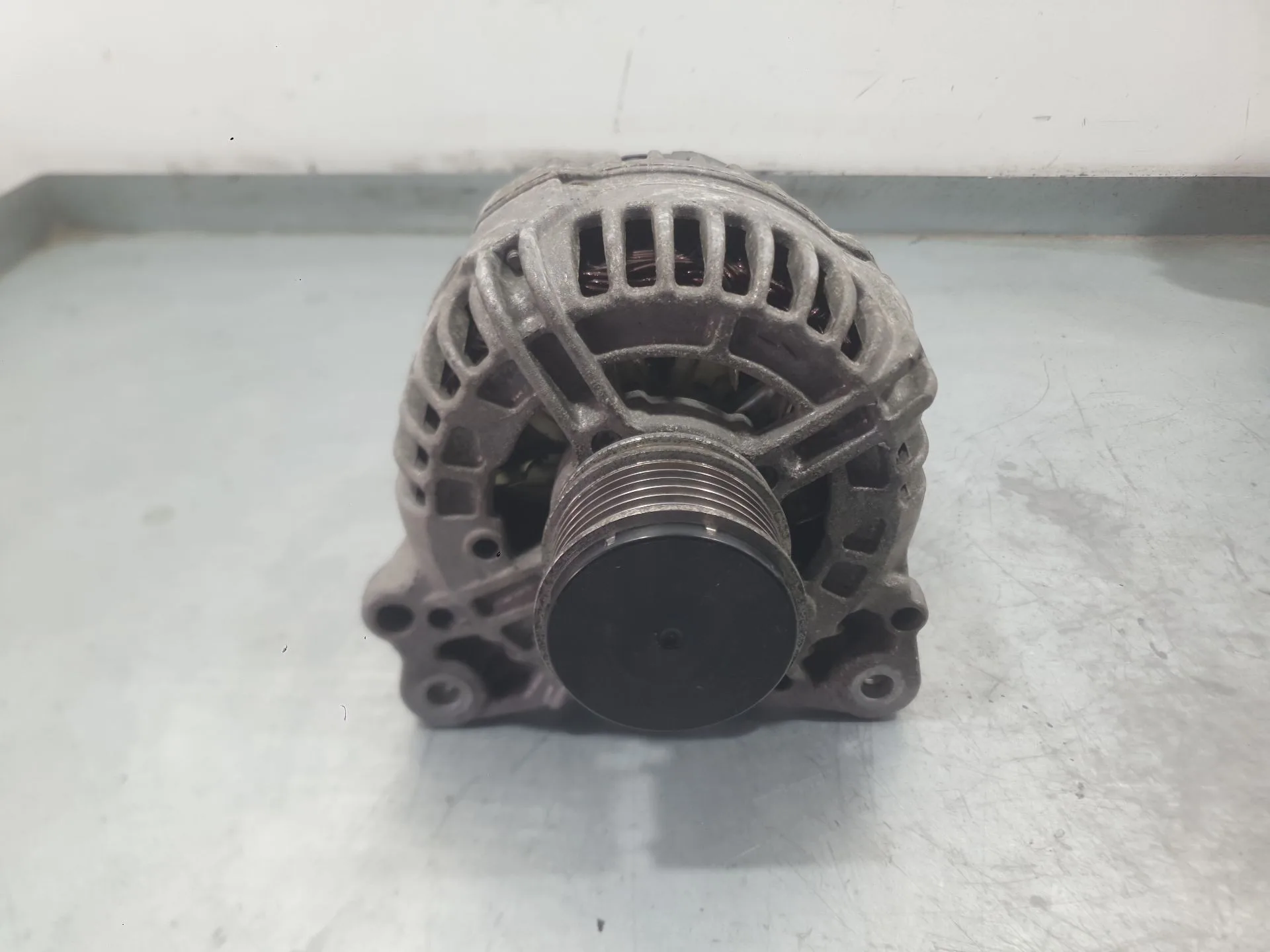 Alternador para Volkswagen Polo V (6R1, 6C1)