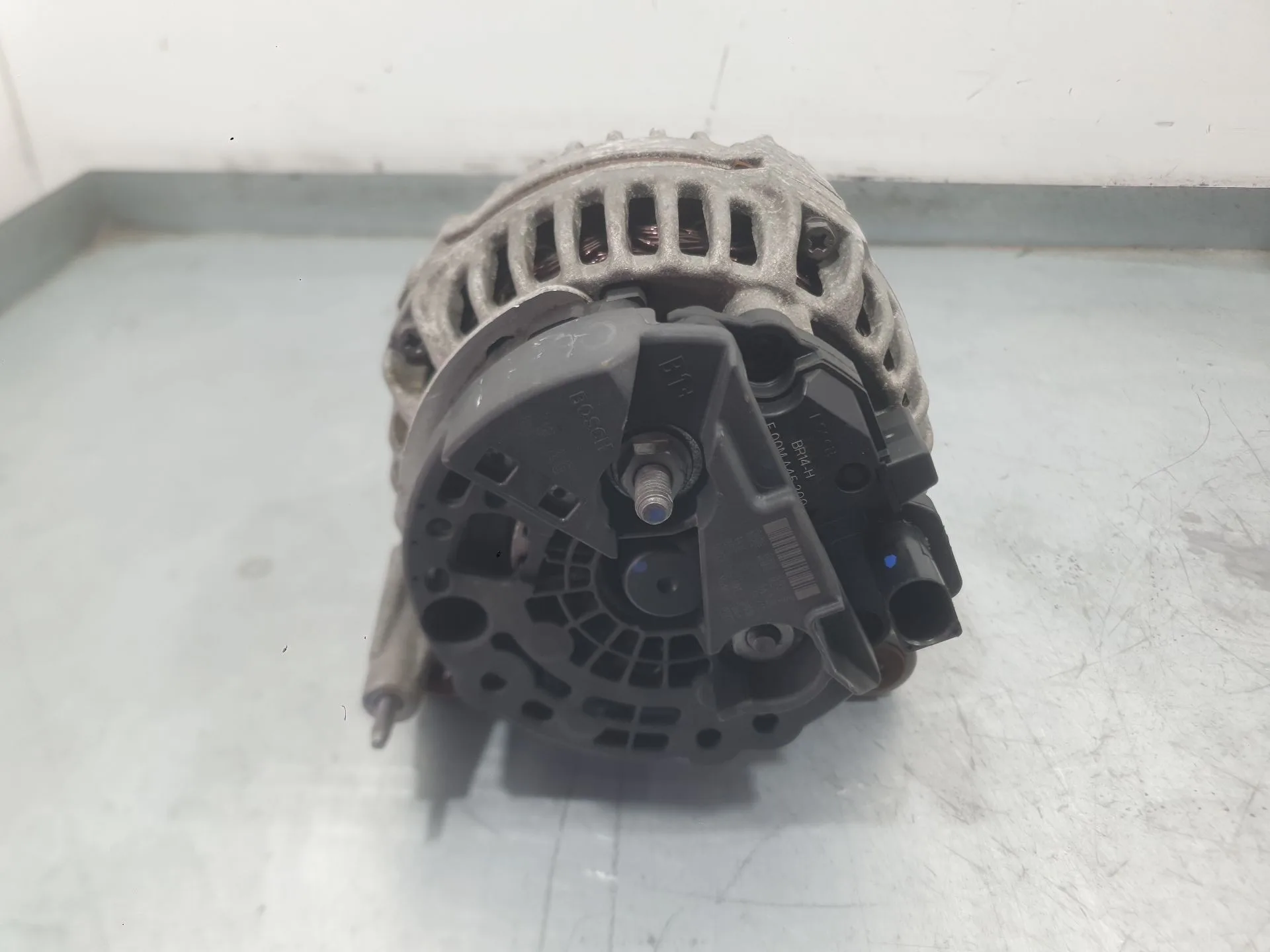 Alternador para Volkswagen Polo V (6R1, 6C1)