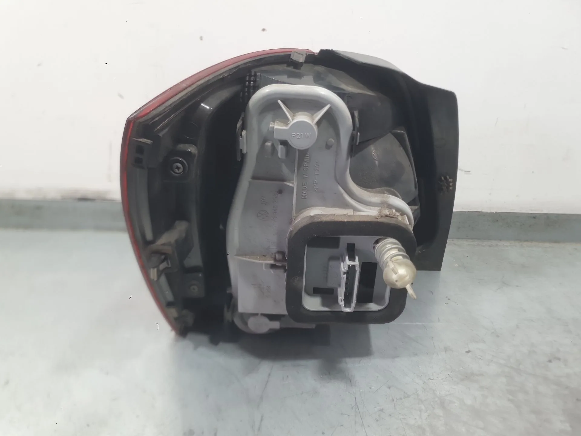 Piloto Trasero Derecho para Volkswagen Polo V (6R1, 6C1)
