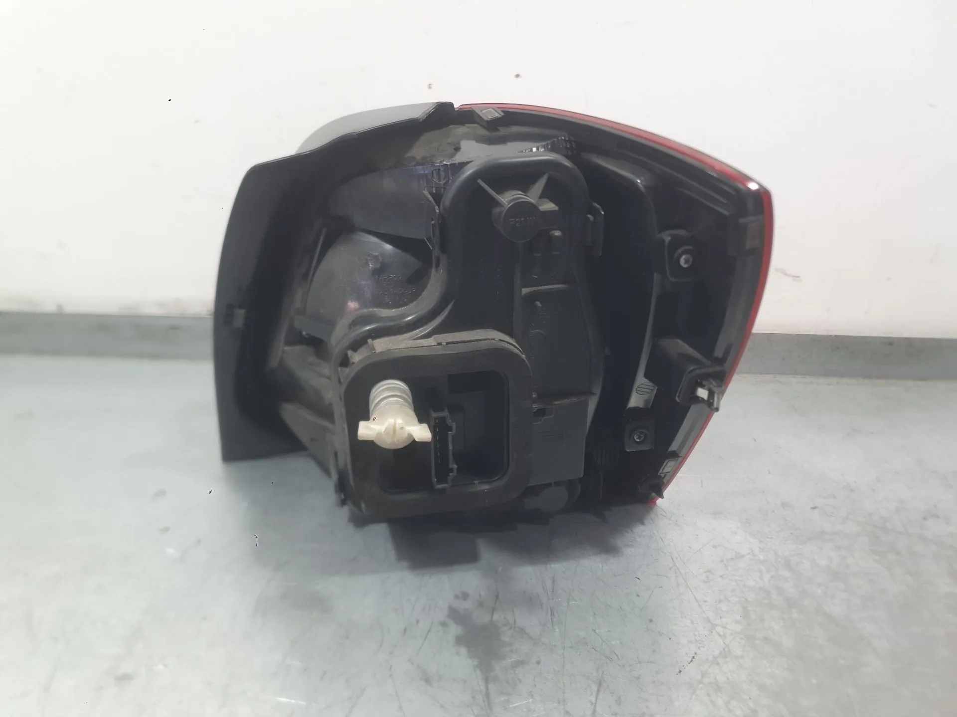 Piloto Trasero Izquierdo para Volkswagen Polo V (6R1, 6C1)