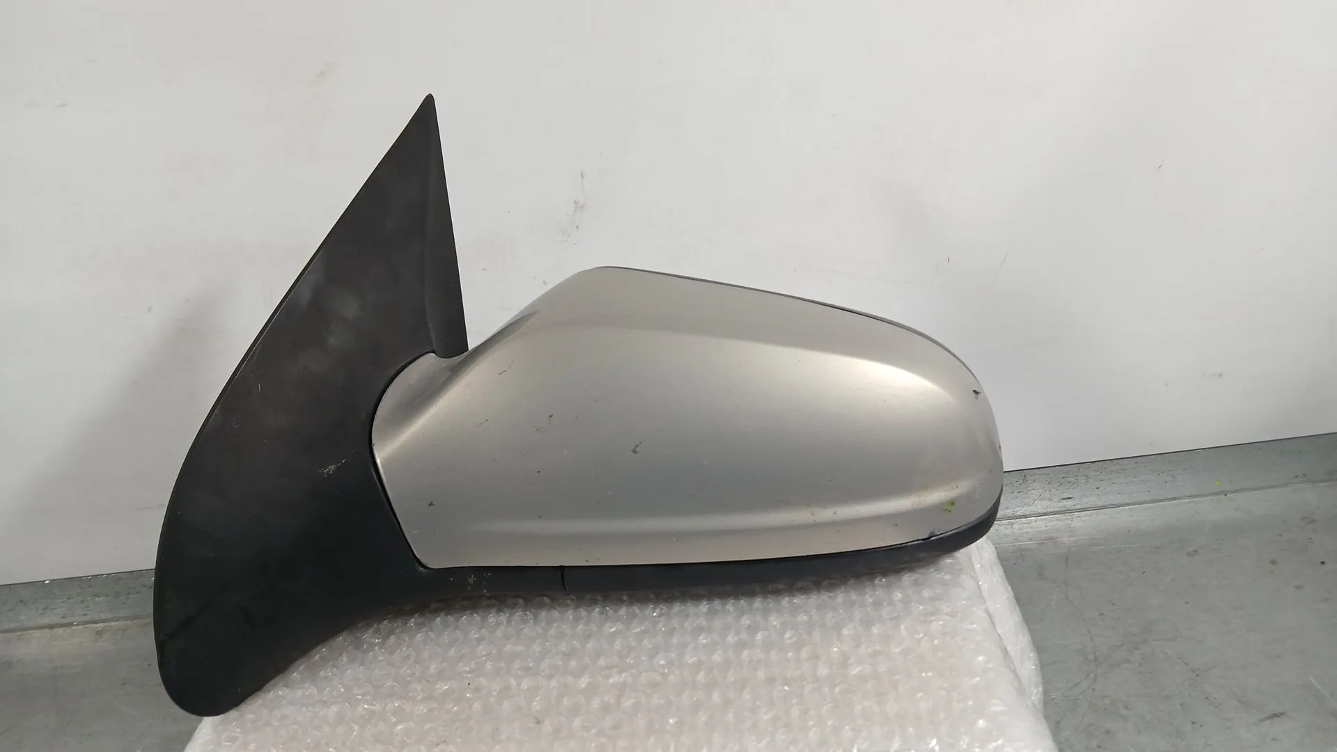 Retrovisor Izquierdo para Opel Astra H (A04)