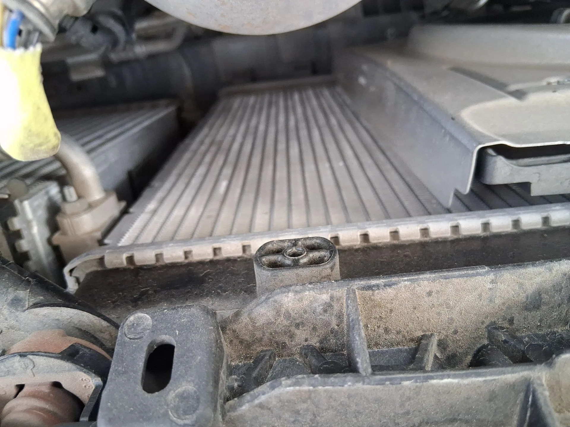 Radiador Agua para Opel Corsa F (P2Jo)