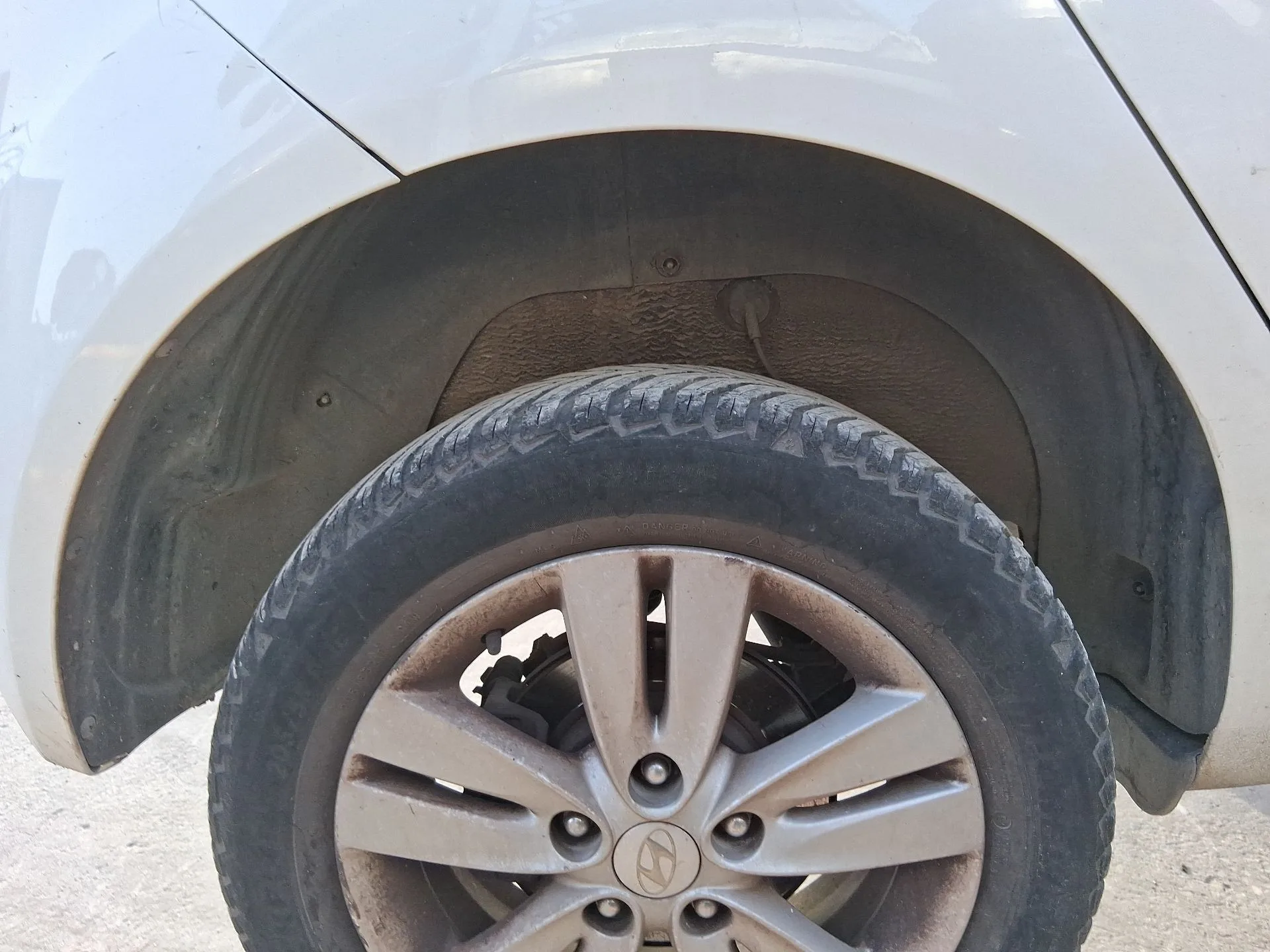 Plastico Pase Rueda Tras. Dch. para Hyundai Ix20 (Jc)