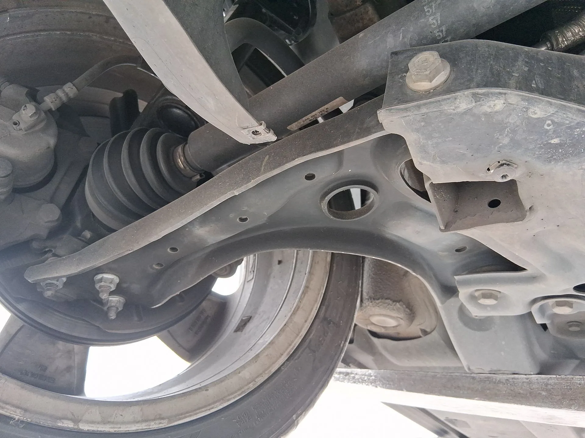 Brazo Suspension Inferior Delantero Derecho para Seat Toledo Iv (Kg3)