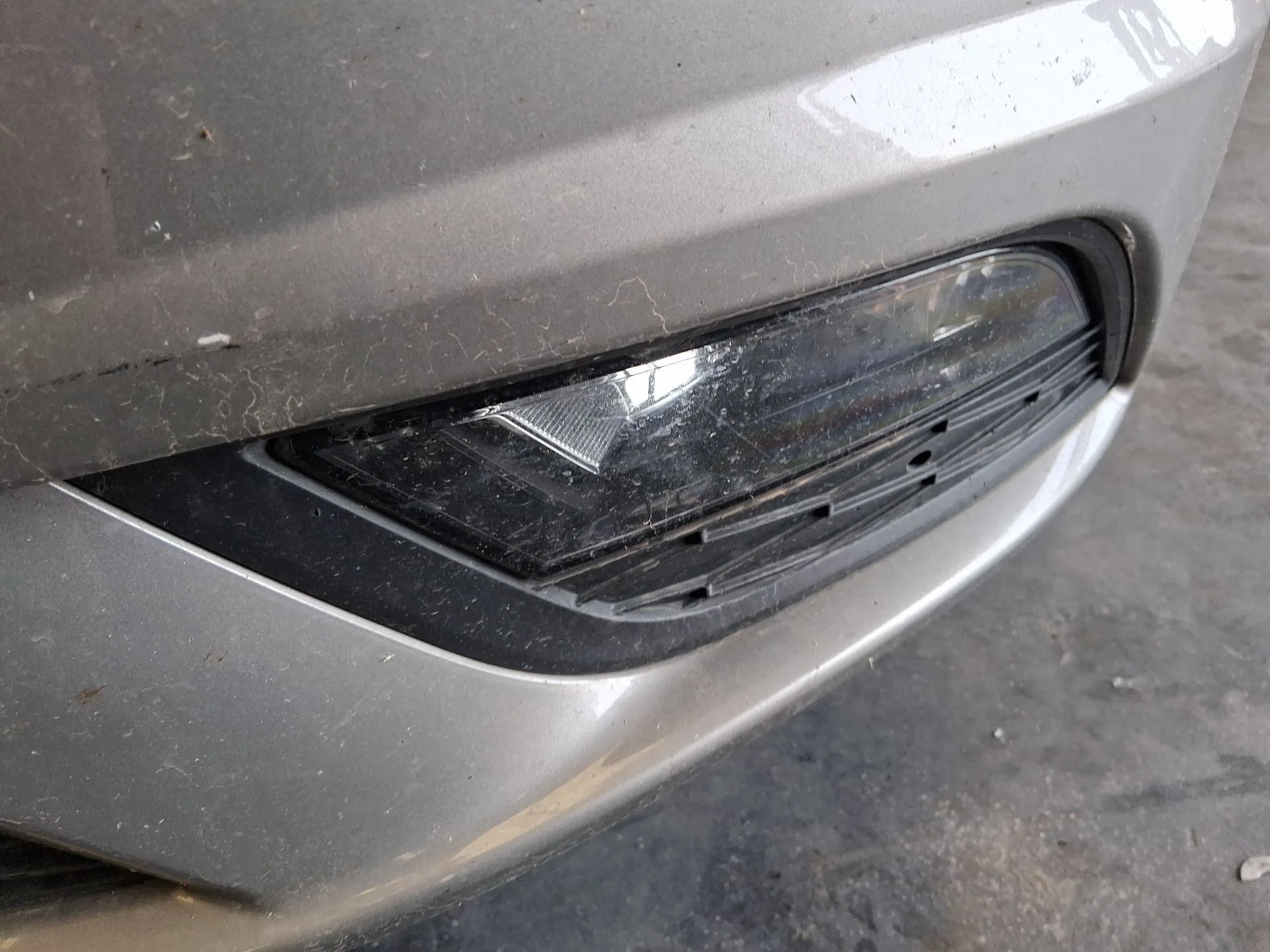 Faro Antiniebla Izquierdo para Seat Toledo Iv (Kg3)