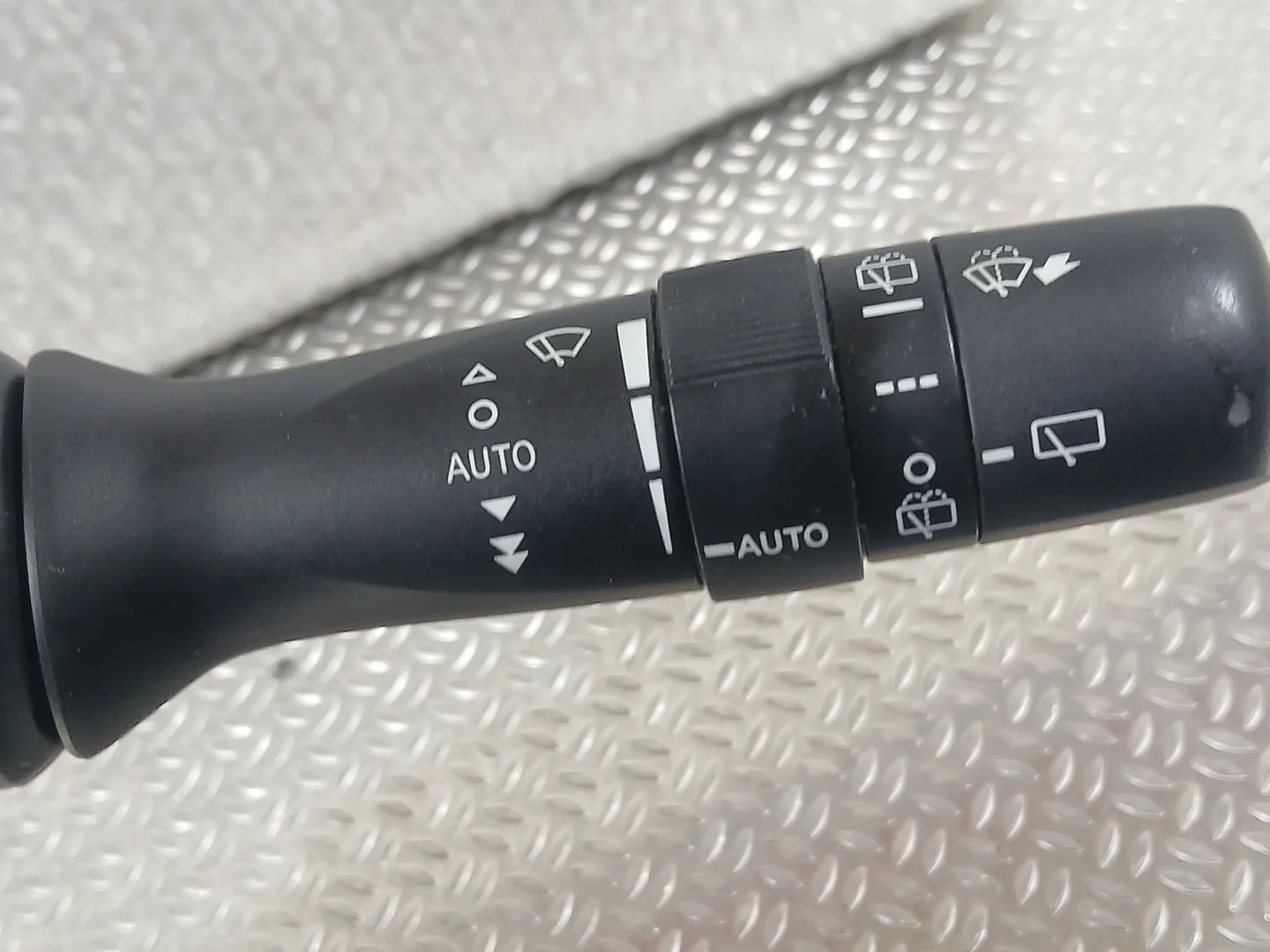 Mando Limpia para Toyota Yaris (_P13_)