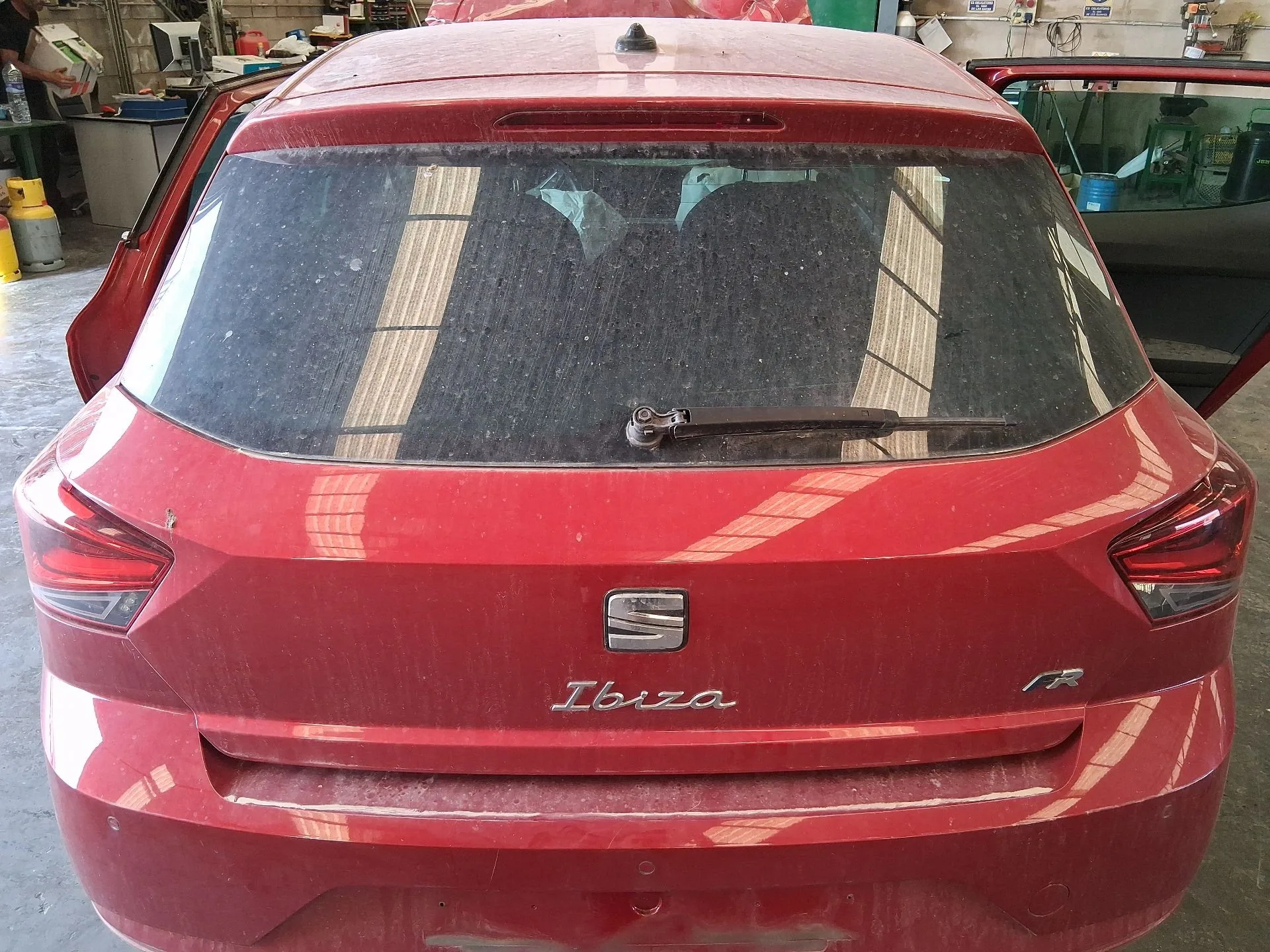 Porton Trasero para Seat Ibiza V (Kj1, Kjg)