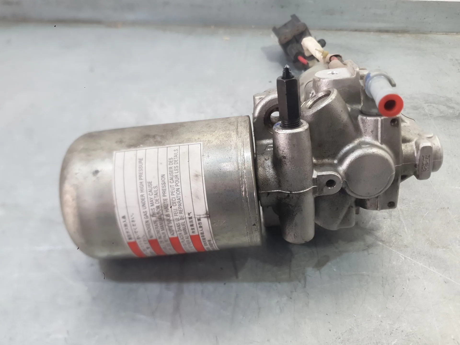 Bomba Abs para Toyota Corolla Sedan (_E21_)