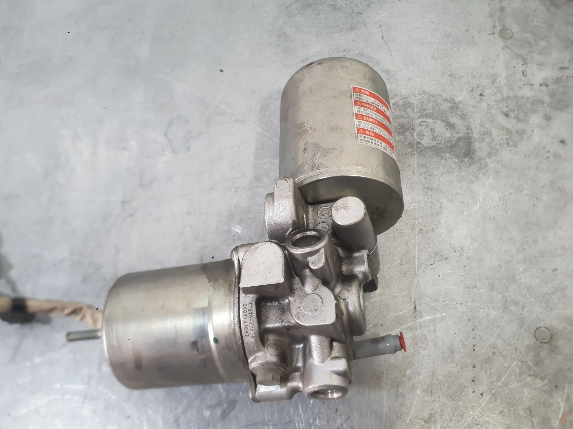 Bomba Abs para Toyota Corolla Sedan (_E21_)