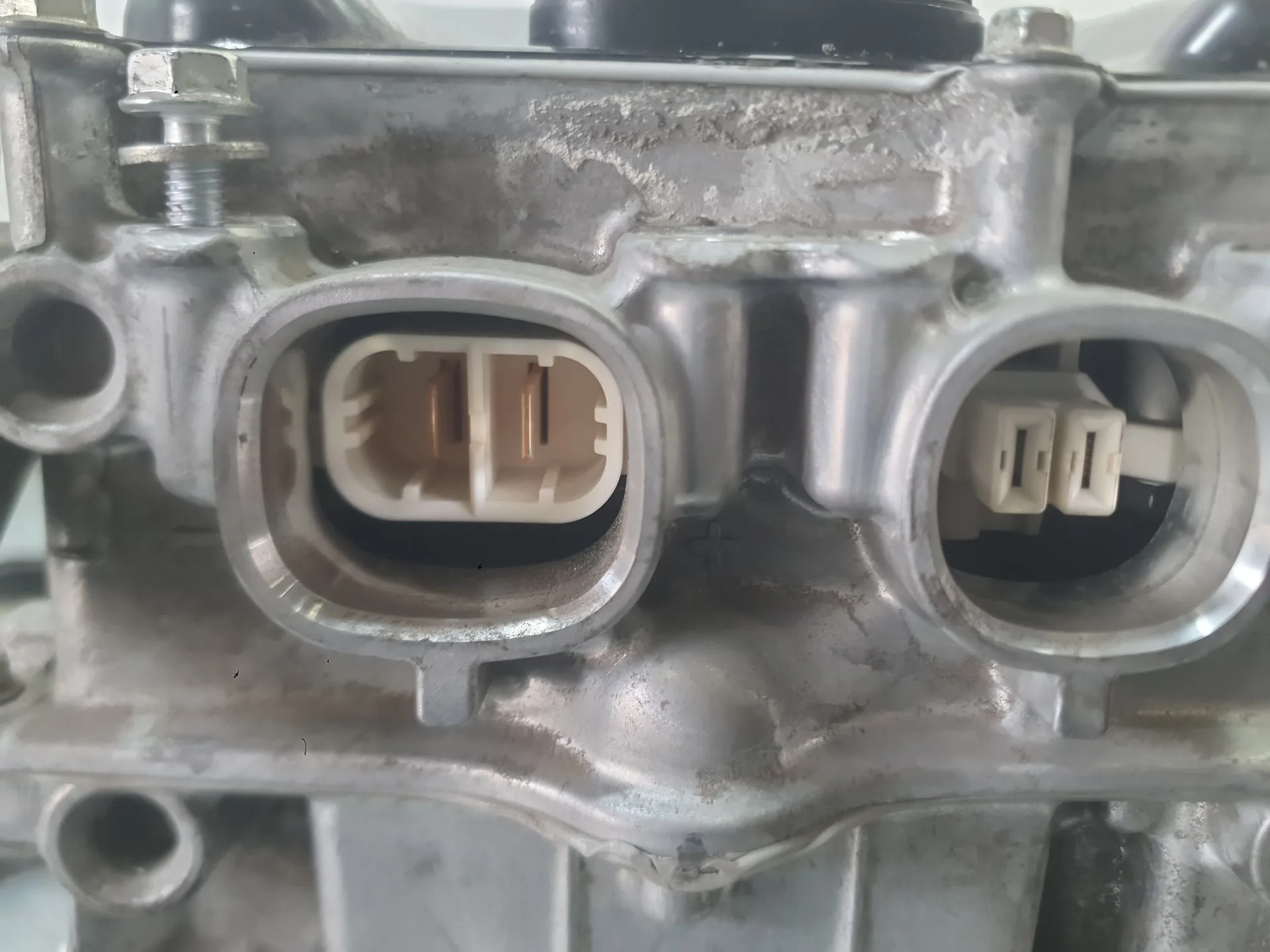 Convertidor para Toyota Corolla Sedan (_E21_)