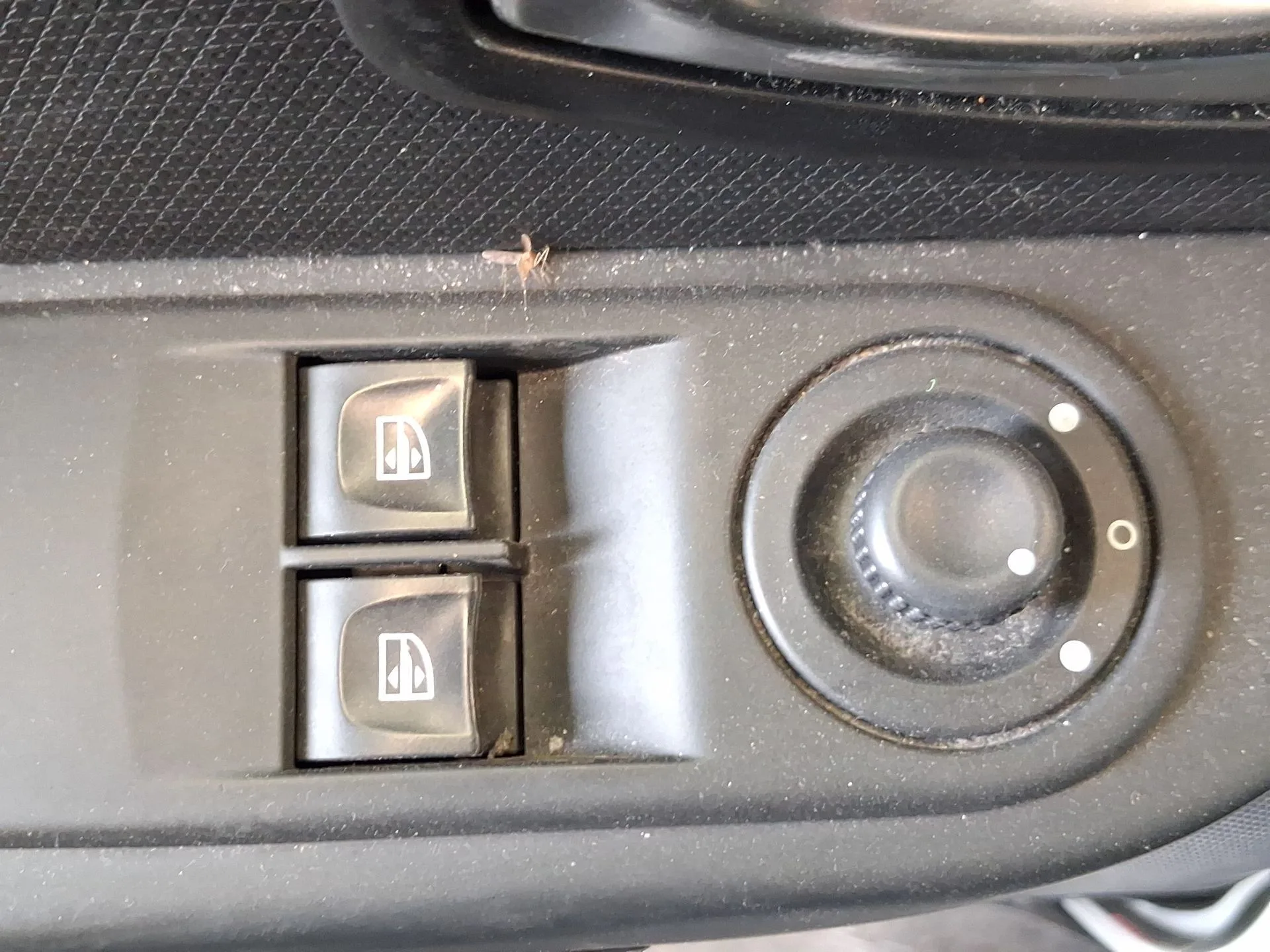 Mando Elevalunas Delantero Izquierdo para Renault Clio Iv (Bh_)