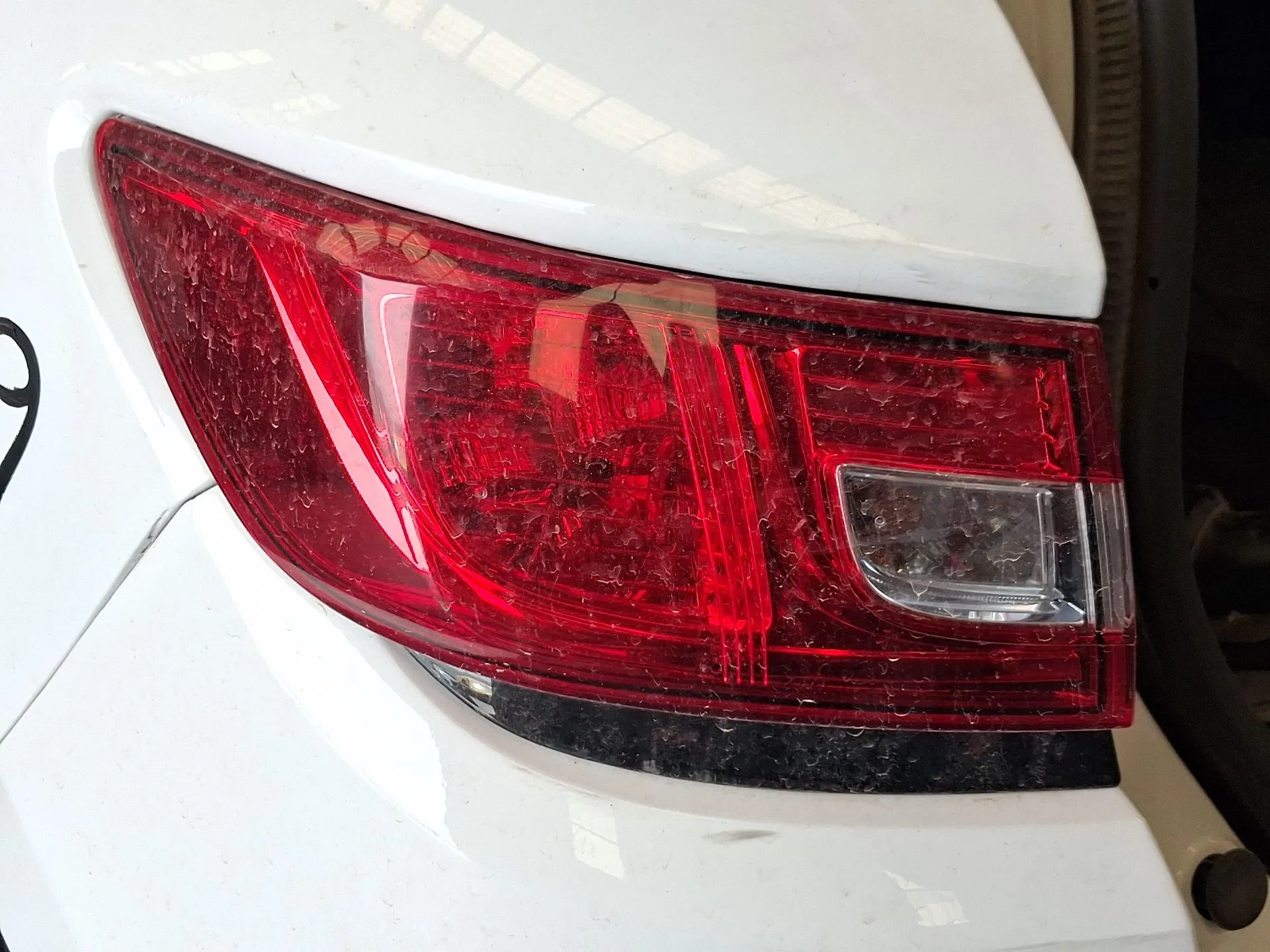 Piloto Trasero Izquierdo Exterior para Renault Clio Iv (Bh_)