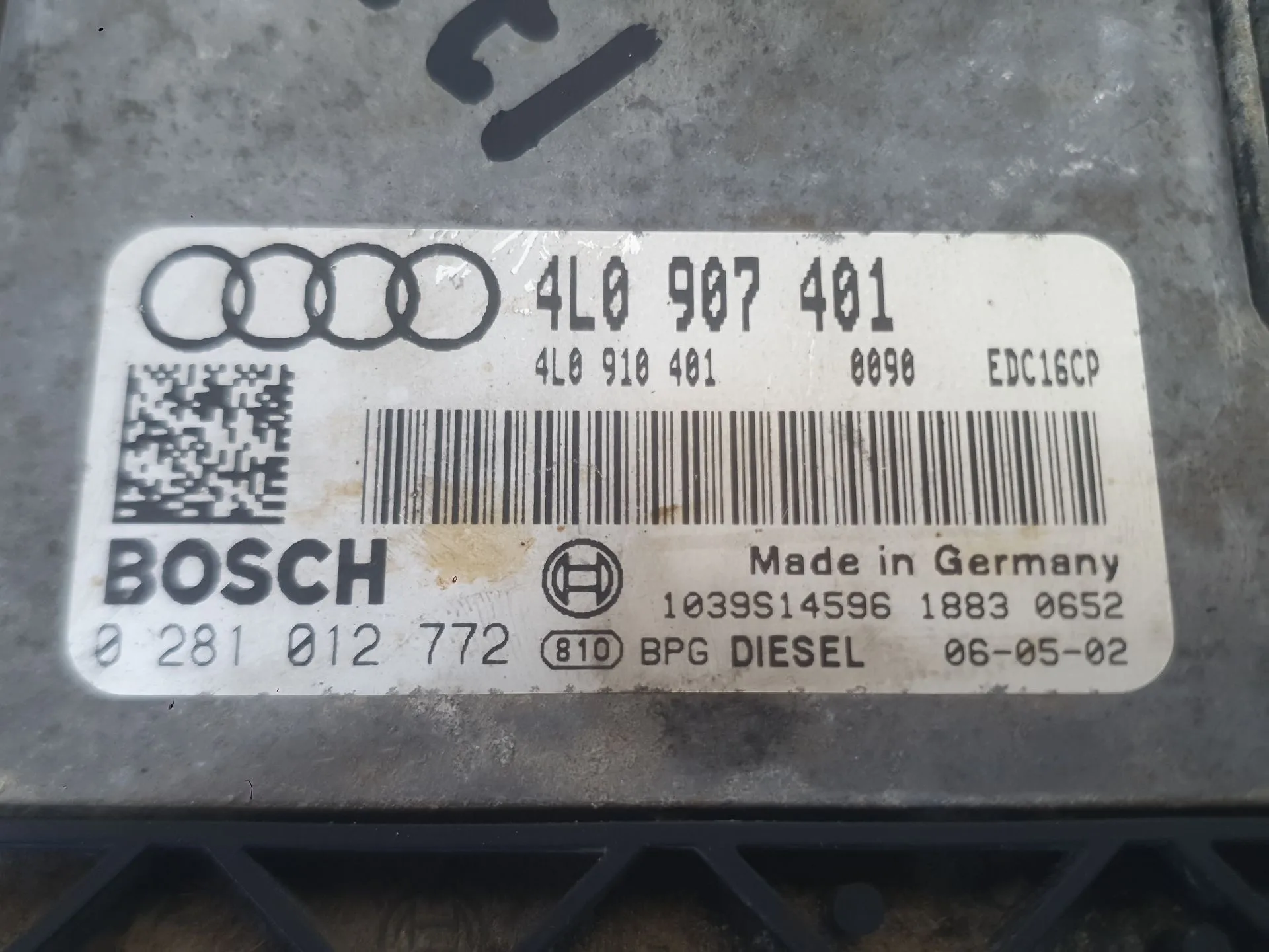 Centralita Motor Uce para Audi Q7 (4Lb)
