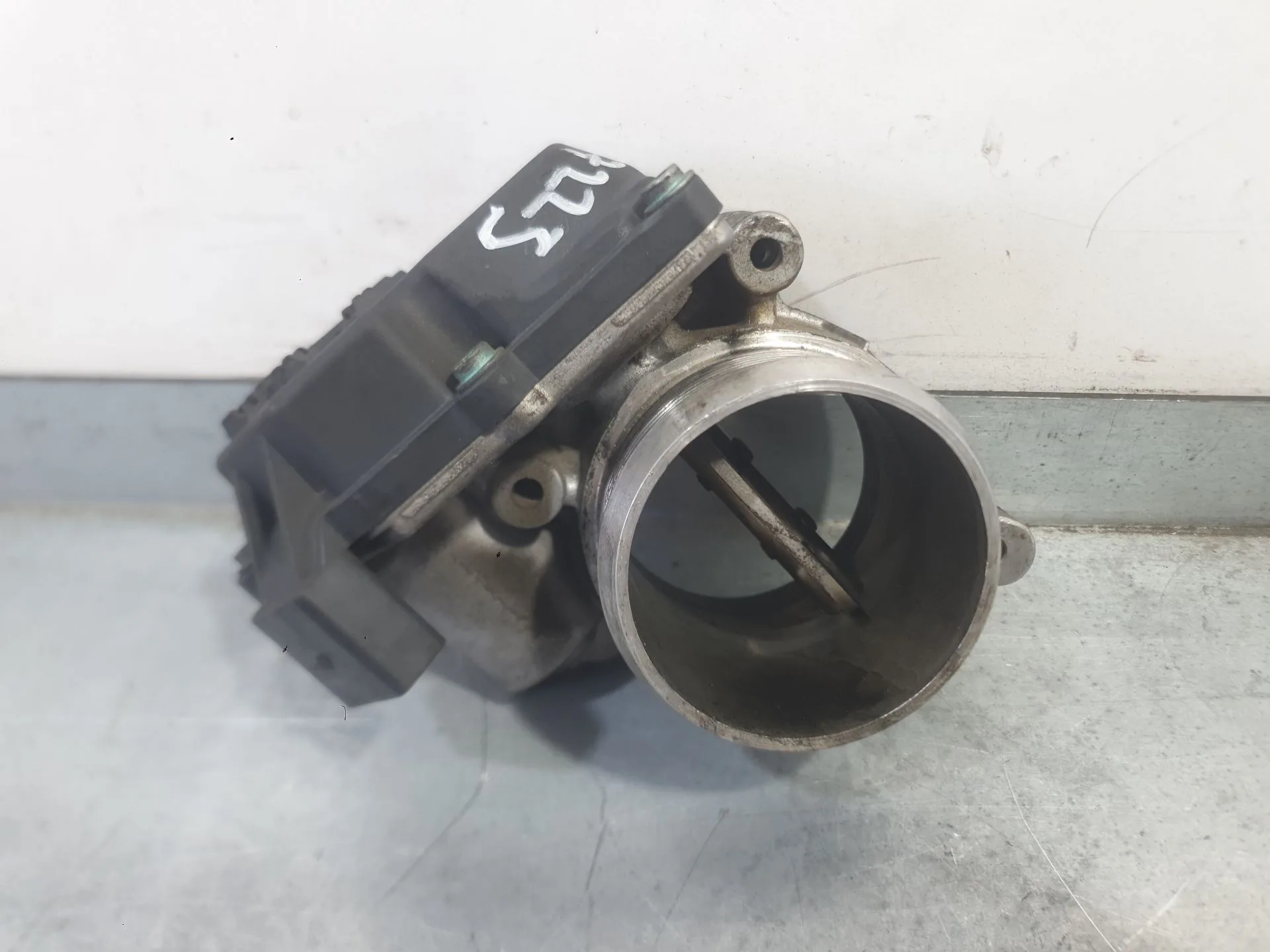 Caja Mariposa para Audi Q7 (4Lb)
