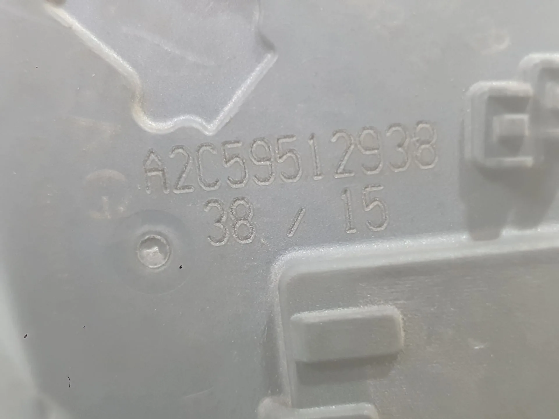 Caja Mariposa para Audi Q7 (4Lb)