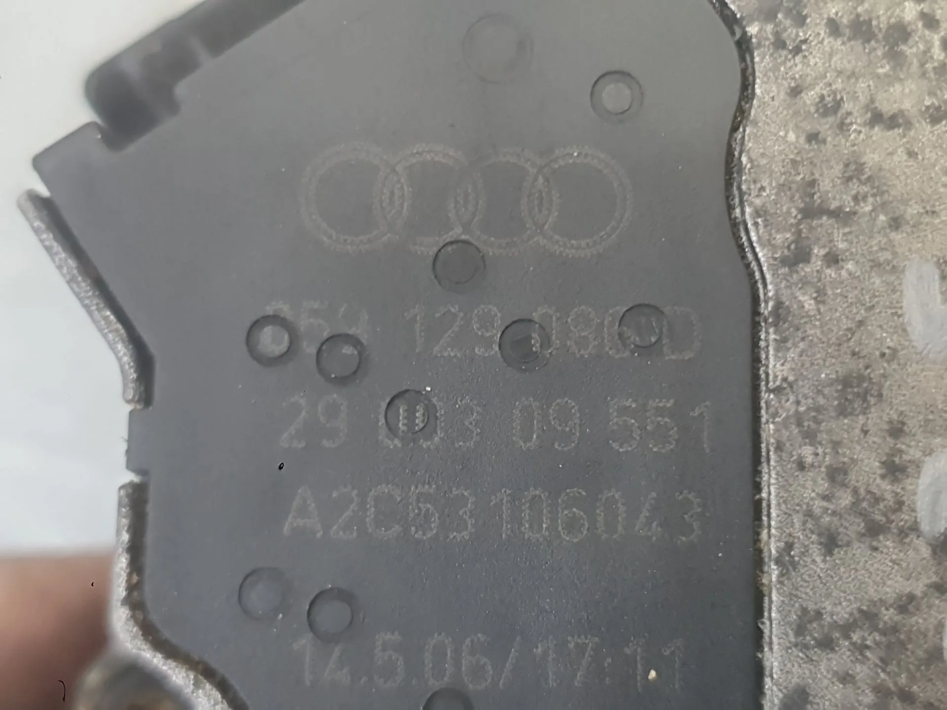 Valvula Escape para Audi Q7 (4Lb)