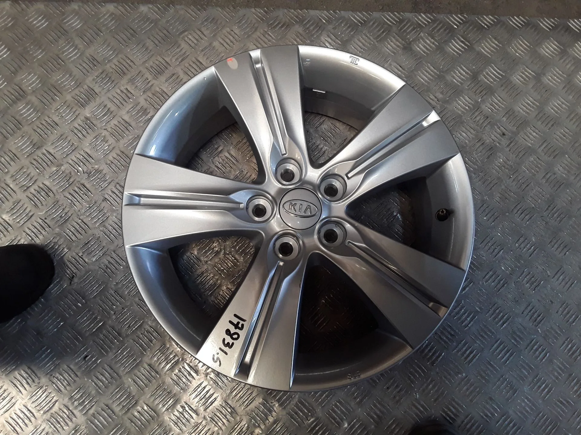 Llanta Aluminio para Kia Sportage Iii (Sl)