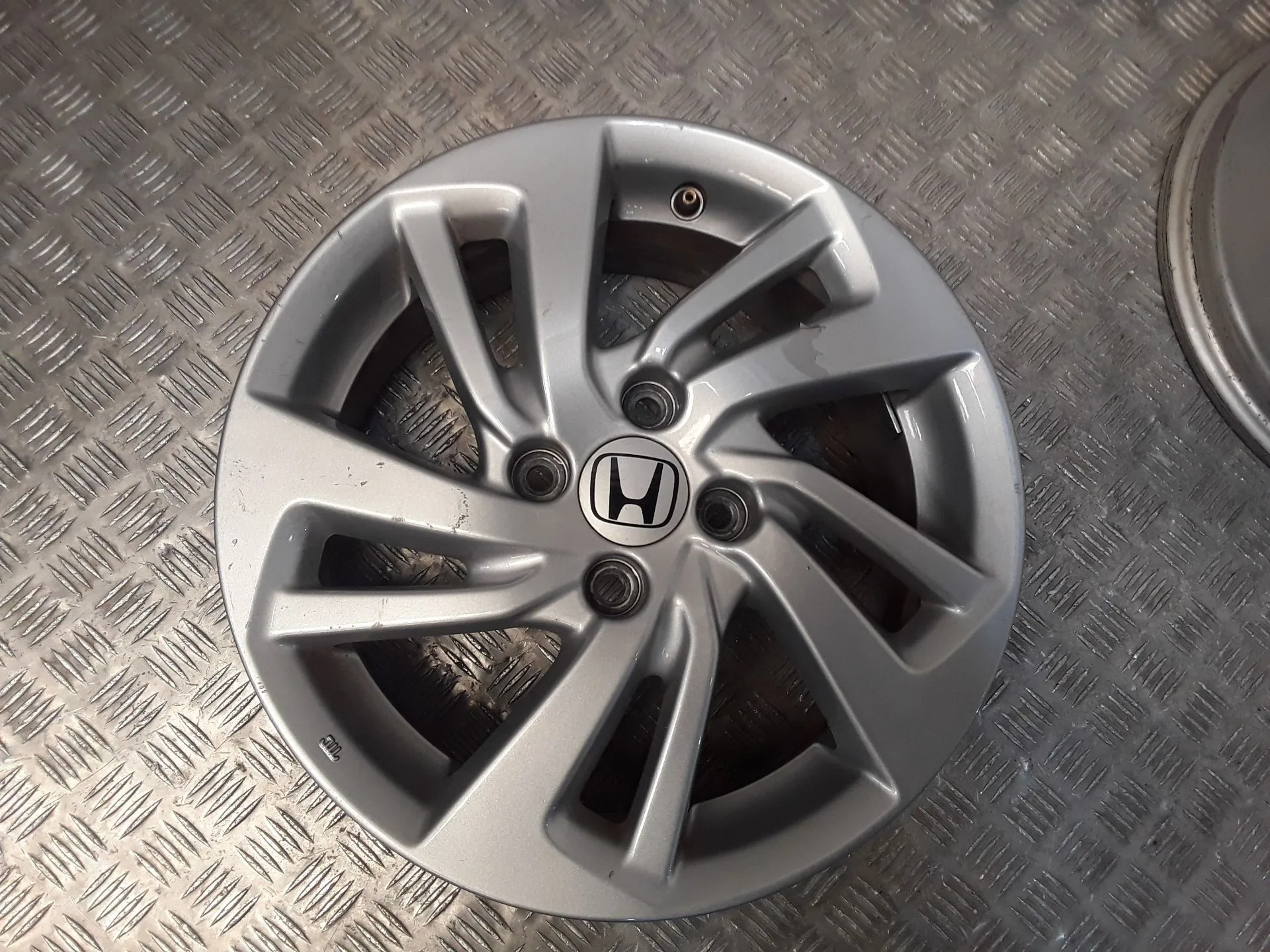 Juego Llantas Aluminio para Honda Jazz Iv (Gk_)