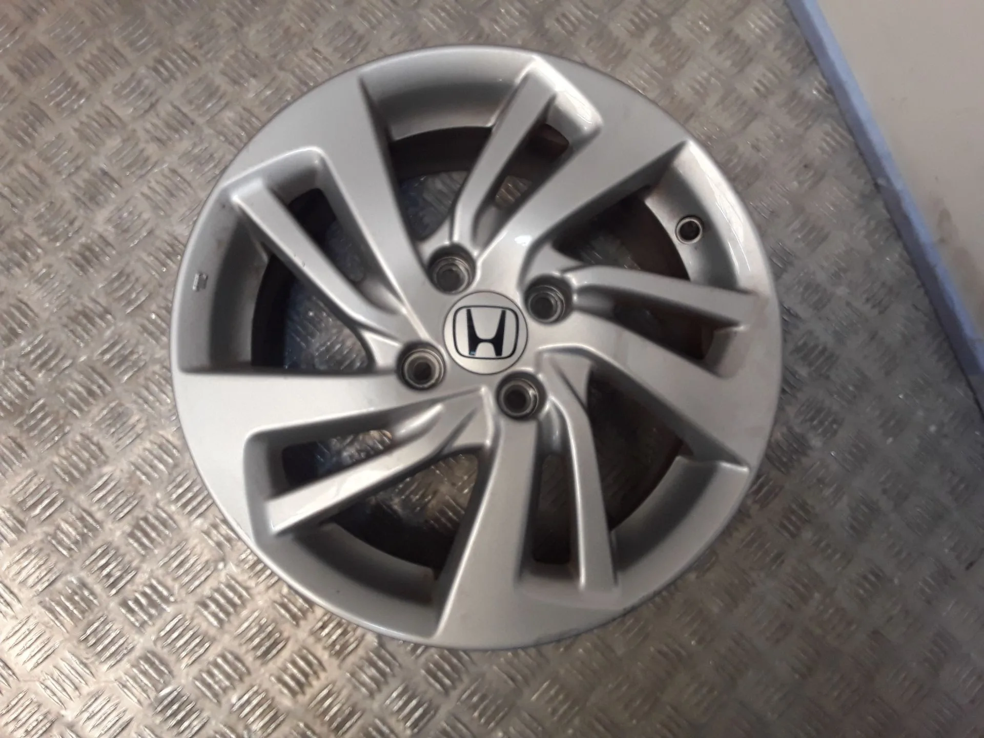 Juego Llantas Aluminio para Honda Jazz Iv (Gk_)