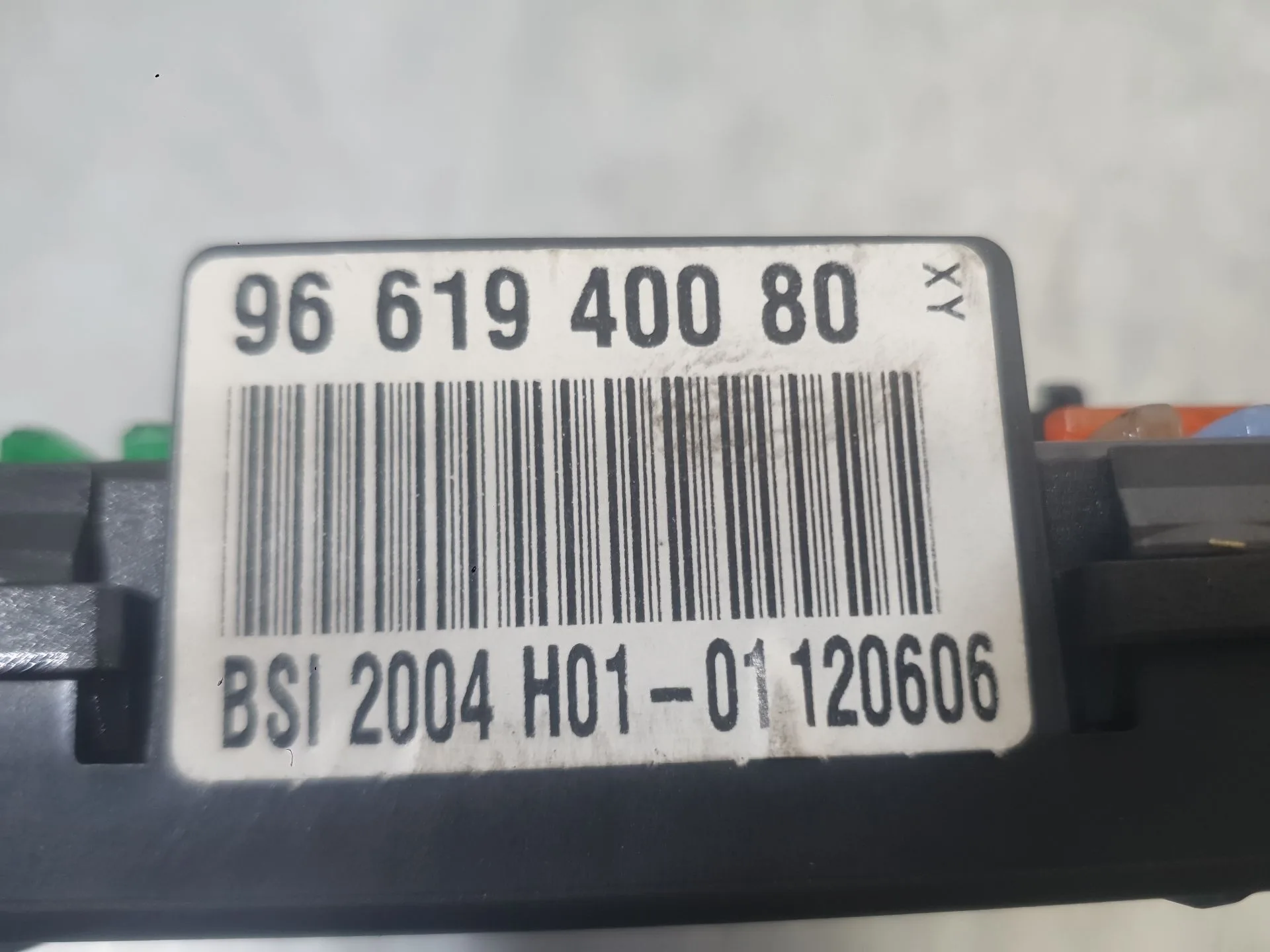 Caja Reles / Fusibles para Peugeot 307 Sw (3H)