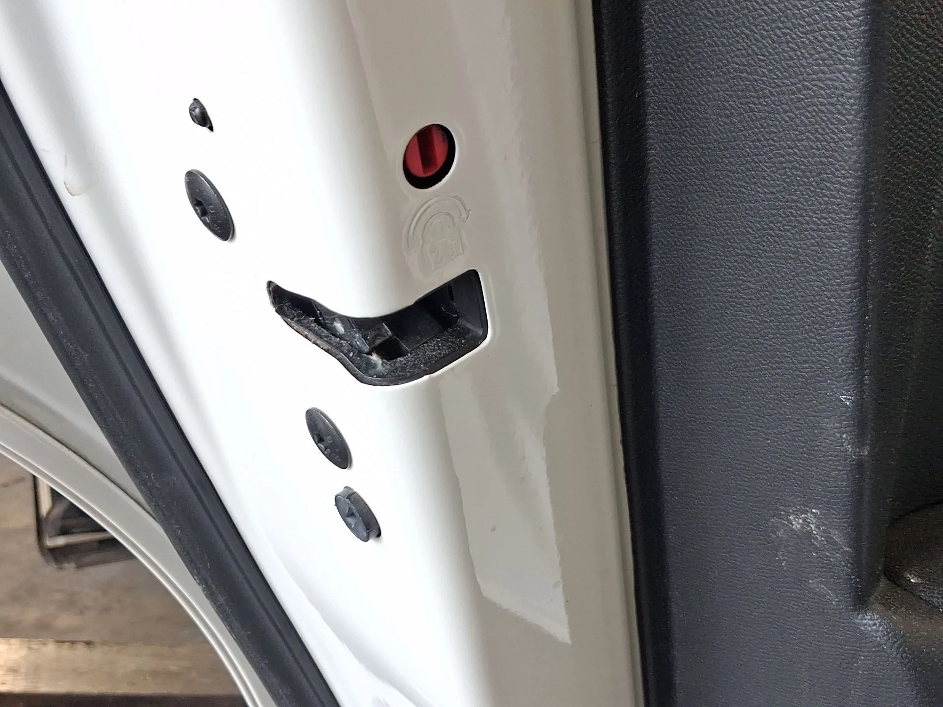 Cerradura Puerta Trasera Izquierda para Peugeot 2008 Ii (Ud_, Us_, Uy_, Uj_, Ur_, Uc_)