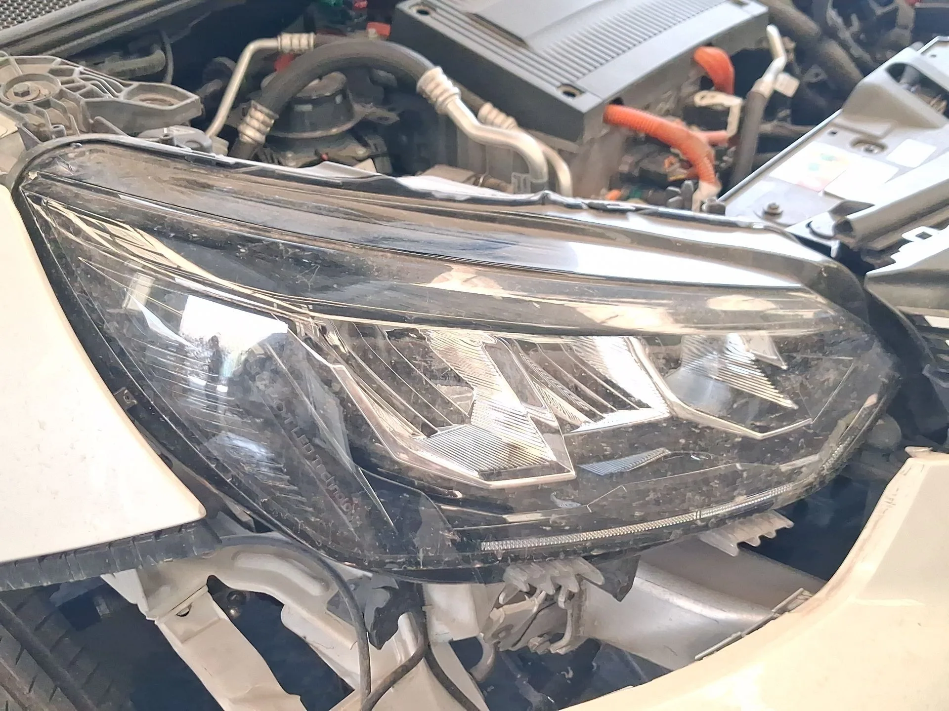Faro Derecho para Peugeot 2008 Ii (Ud_, Us_, Uy_, Uj_, Ur_, Uc_)