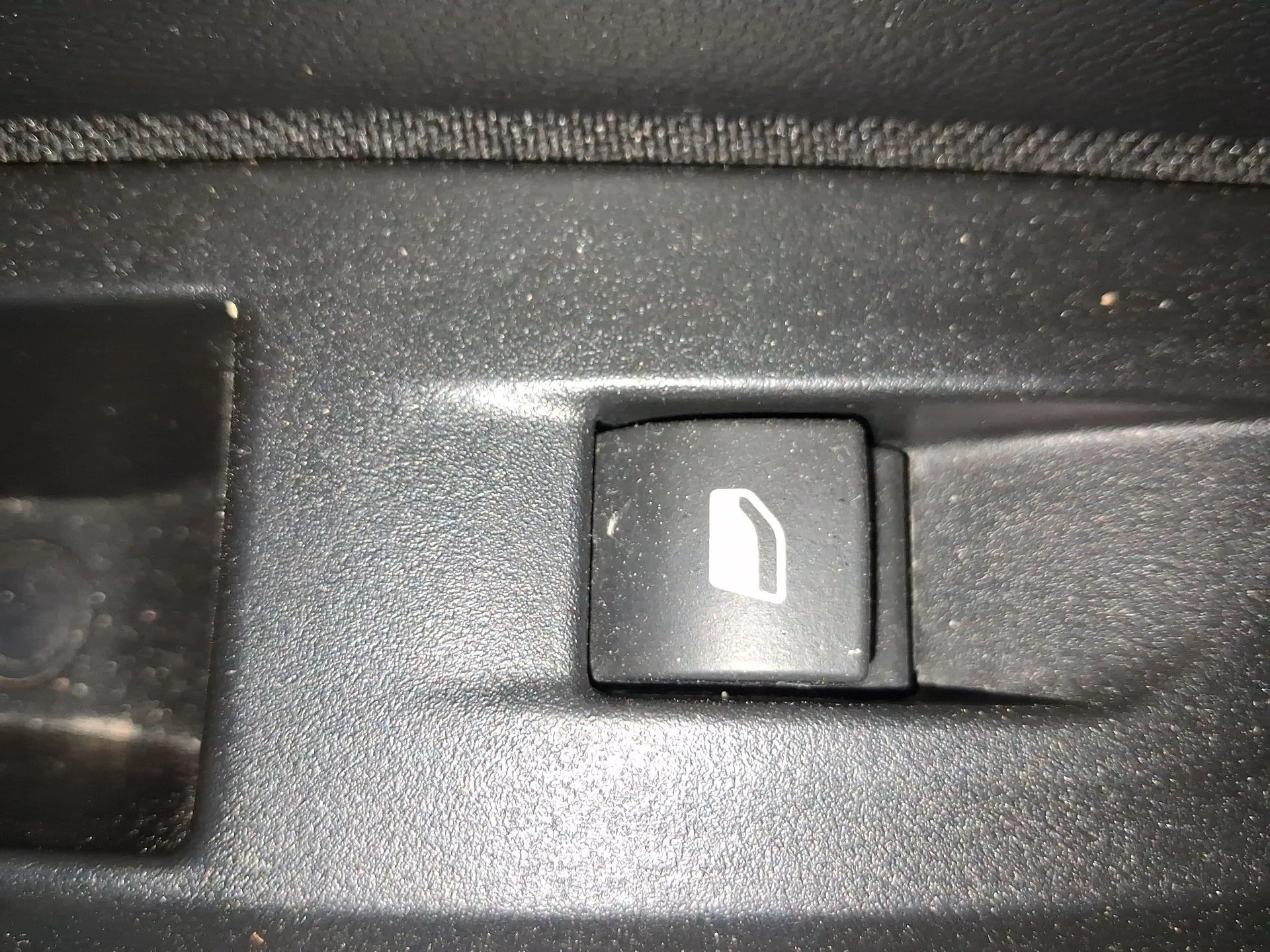 Mando Elevalunas Trasero Izquierdo para Peugeot 2008 Ii (Ud_, Us_, Uy_, Uj_, Ur_, Uc_)