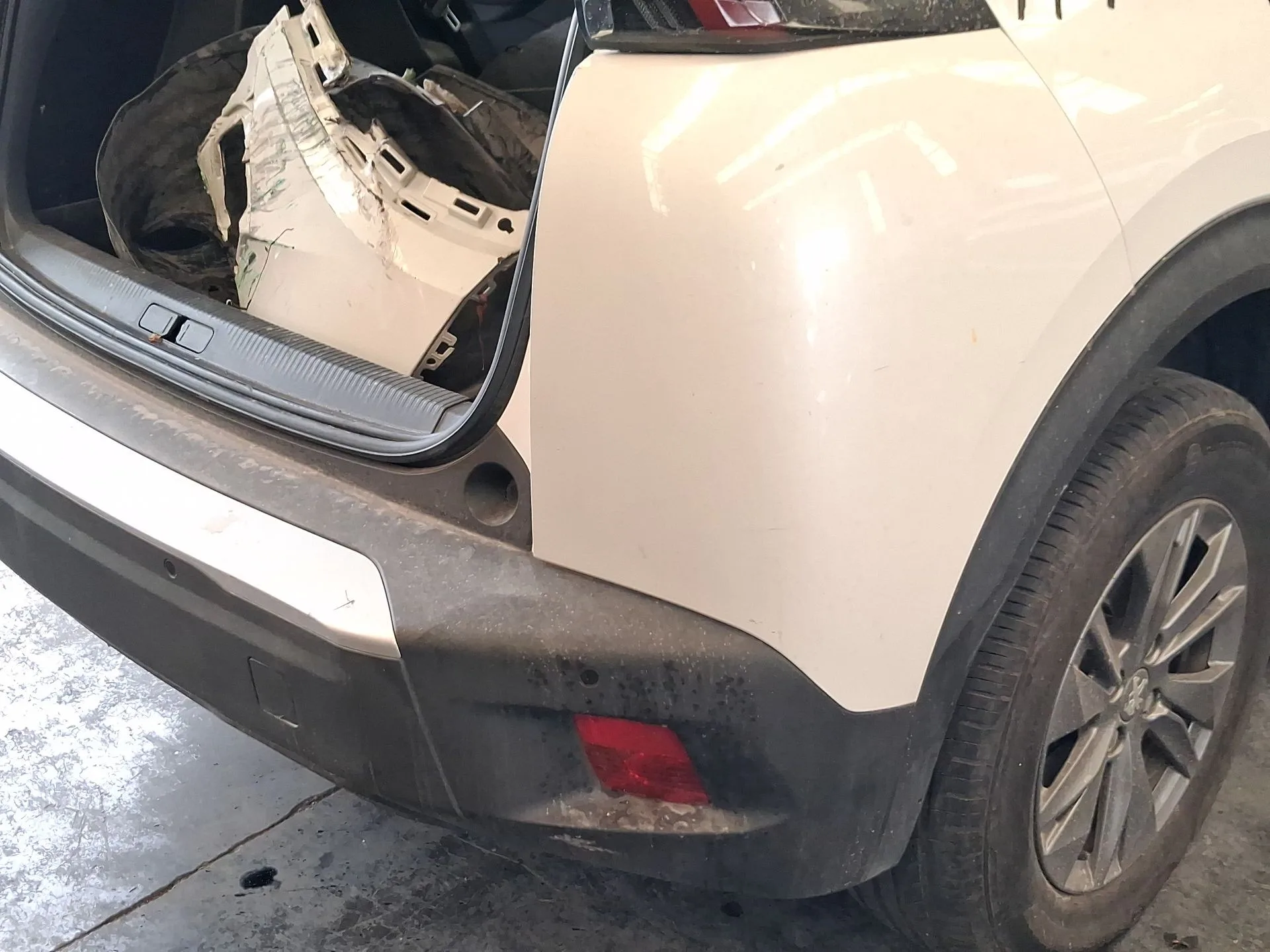 Paragolpes Trasero para Peugeot 2008 Ii (Ud_, Us_, Uy_, Uj_, Ur_, Uc_)