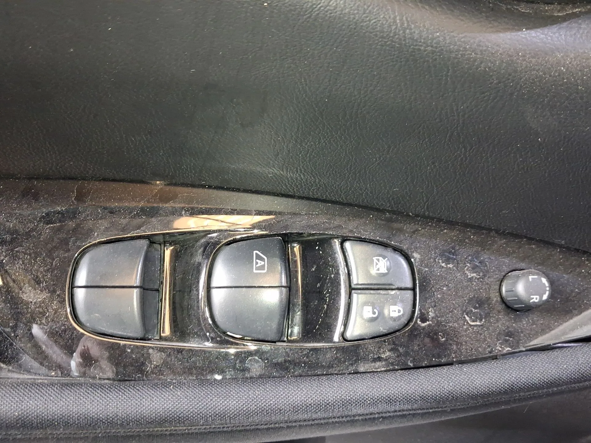 Mando Elevalunas Delantero Izquierdo para Nissan Leaf (Ze1)
