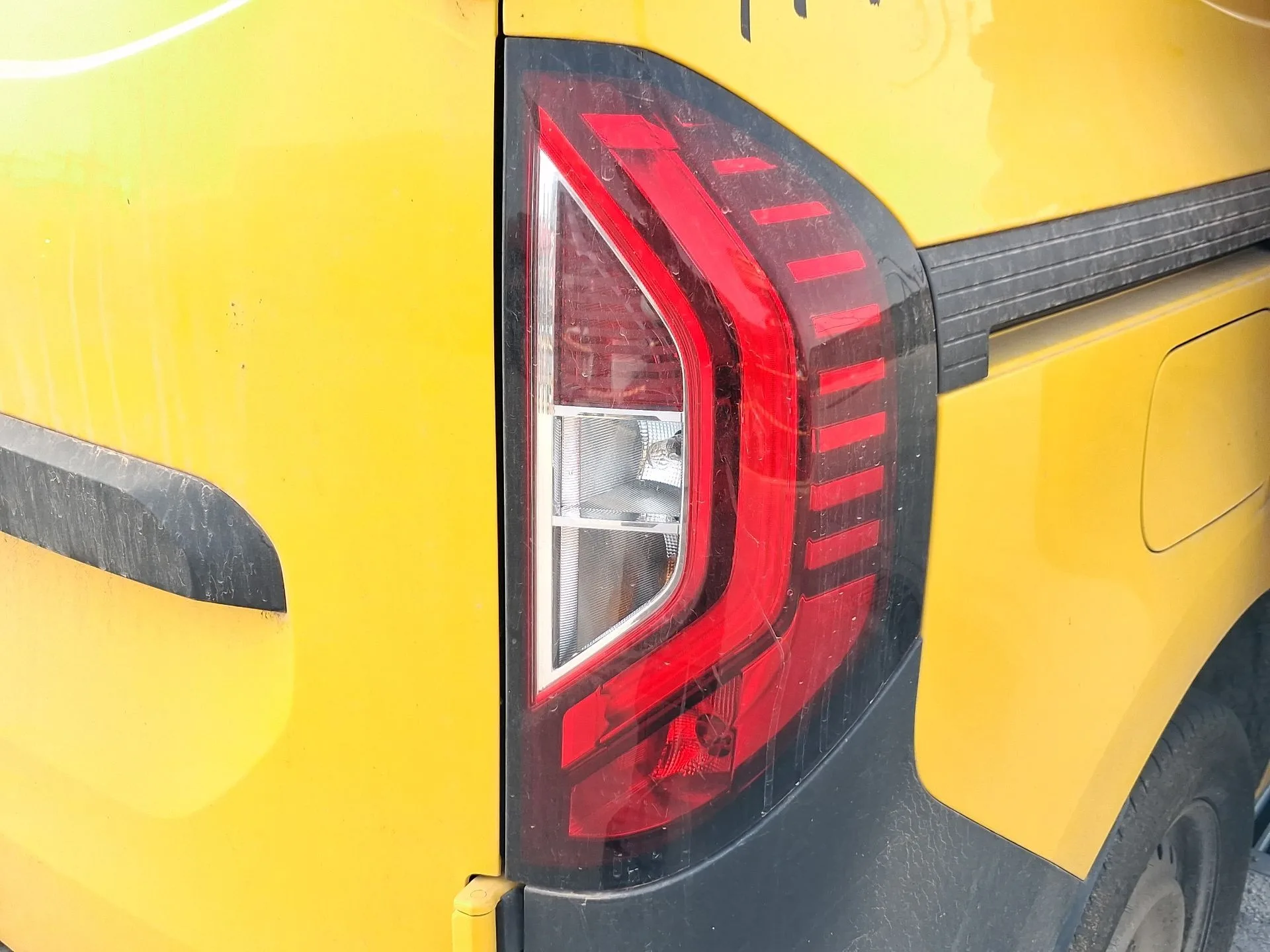 Piloto Trasero Derecho para Renault Kangoo Iii Furgoneta/Monovolumen