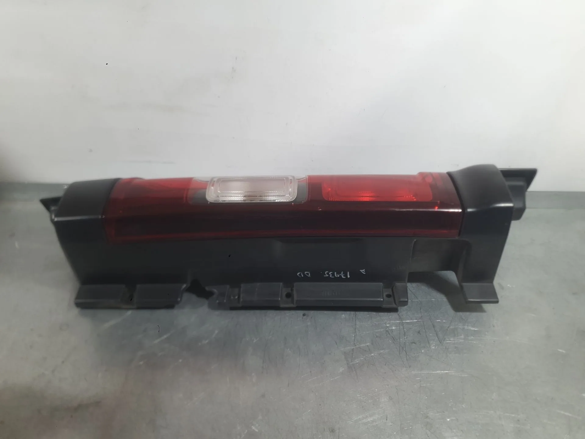 Piloto Trasero Derecho para Renault Trafic Iii Autobus (Jg_)