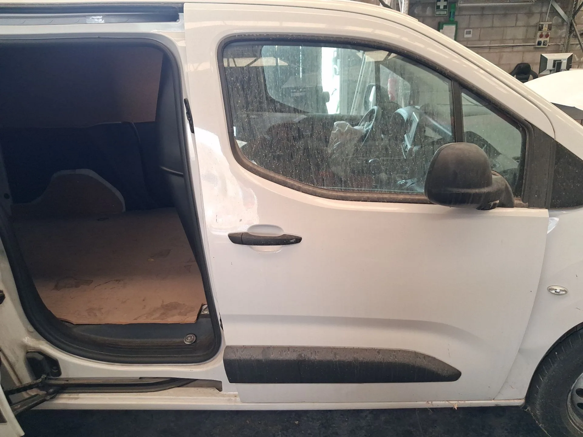 Puerta Delantera Derecha para Citroën Berlingo Furgoneta/Monovolumen (K9)