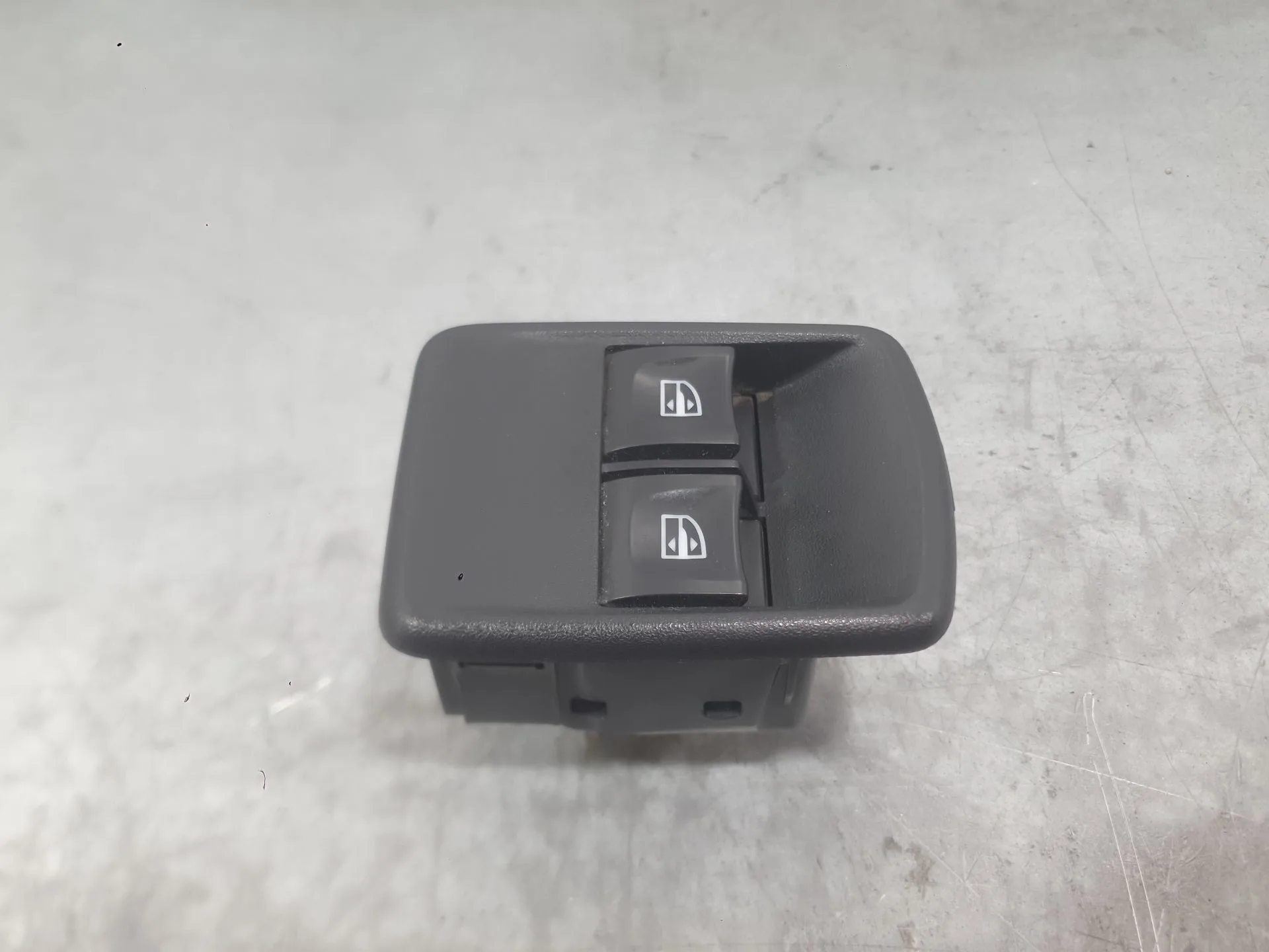 Mando Elevalunas Delantero Izquierdo para Renault Kangoo / Grand Kangoo Ii (Kw0/1_)