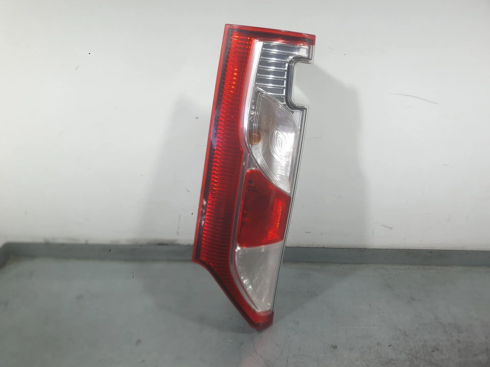 Piloto Trasero Izquierdo para Renault Kangoo / Grand Kangoo Ii (Kw0/1_)