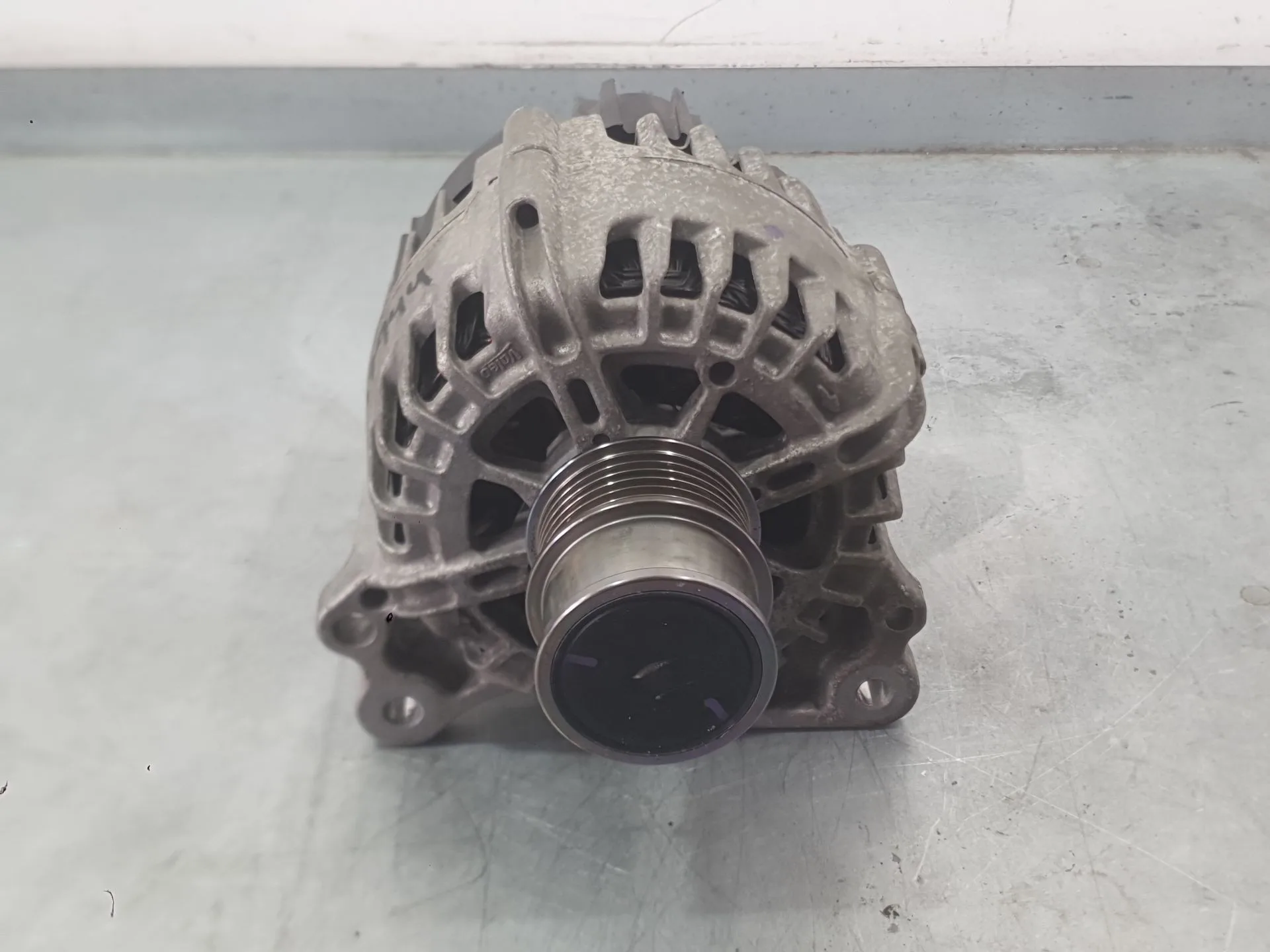 Alternador para Seat Ibiza V (Kj1, Kjg)