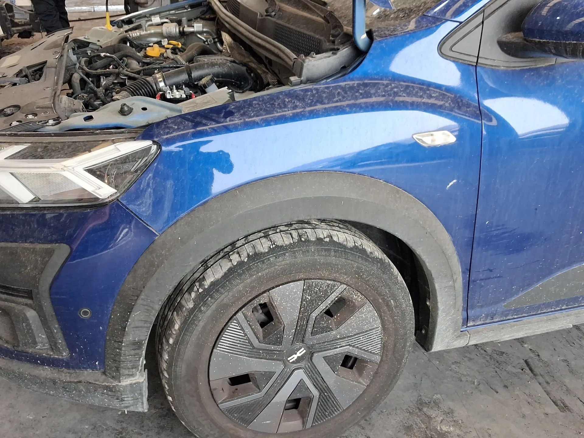 Aleta Delantera Izquierda para Dacia Sandero Iii