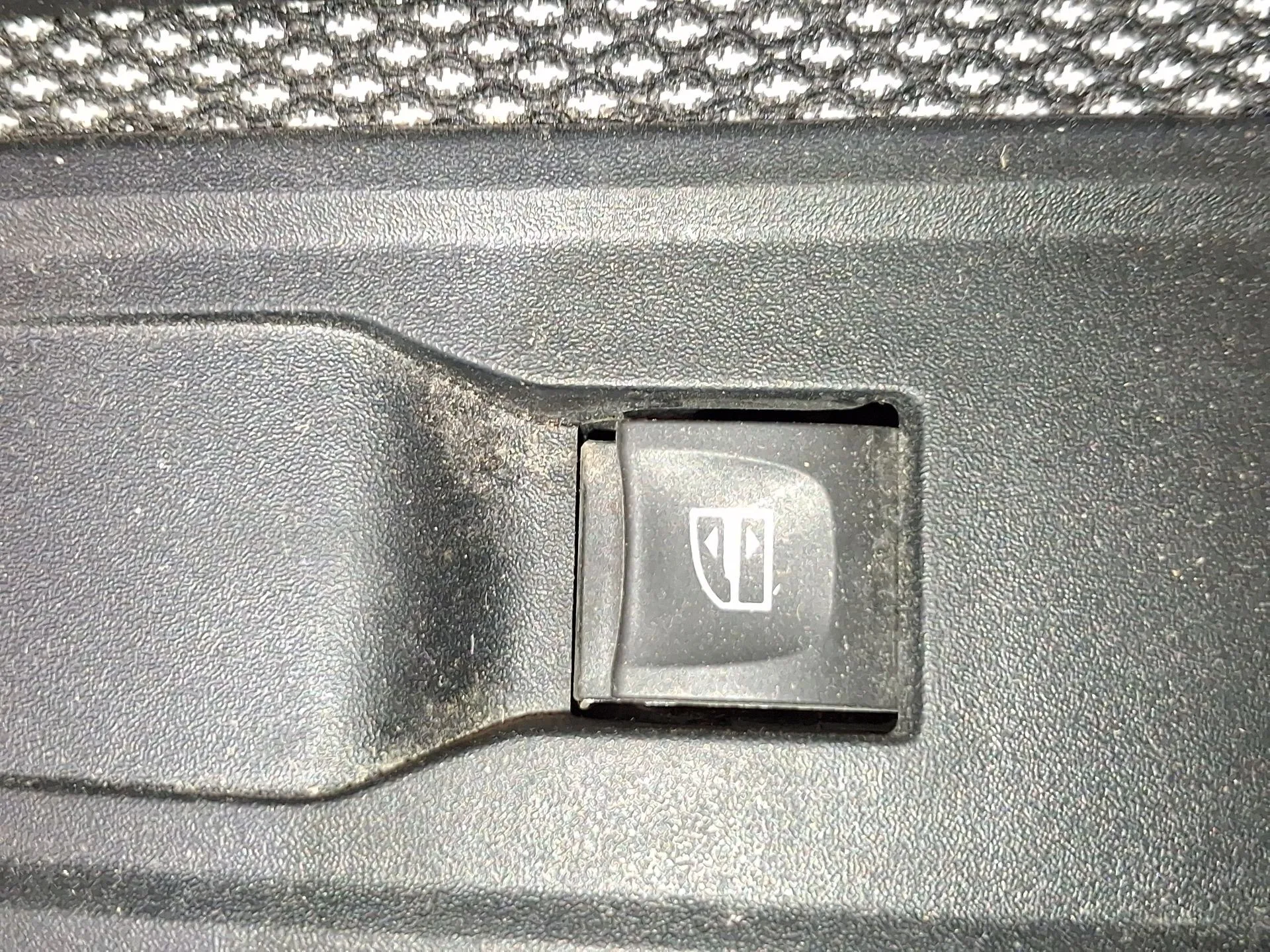 Mando Elevalunas Delantero Derecho para Dacia Sandero Iii