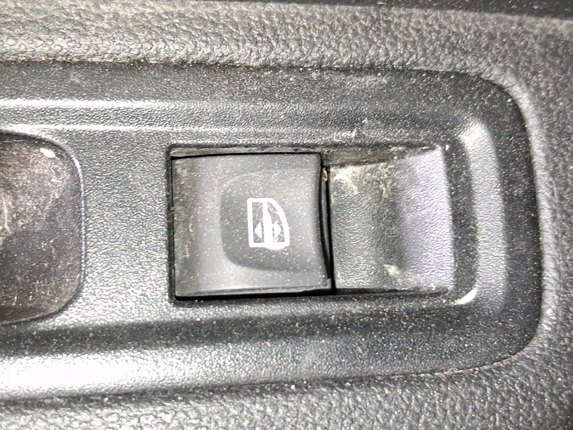 Mando Elevalunas Trasero Izquierdo para Dacia Sandero Iii
