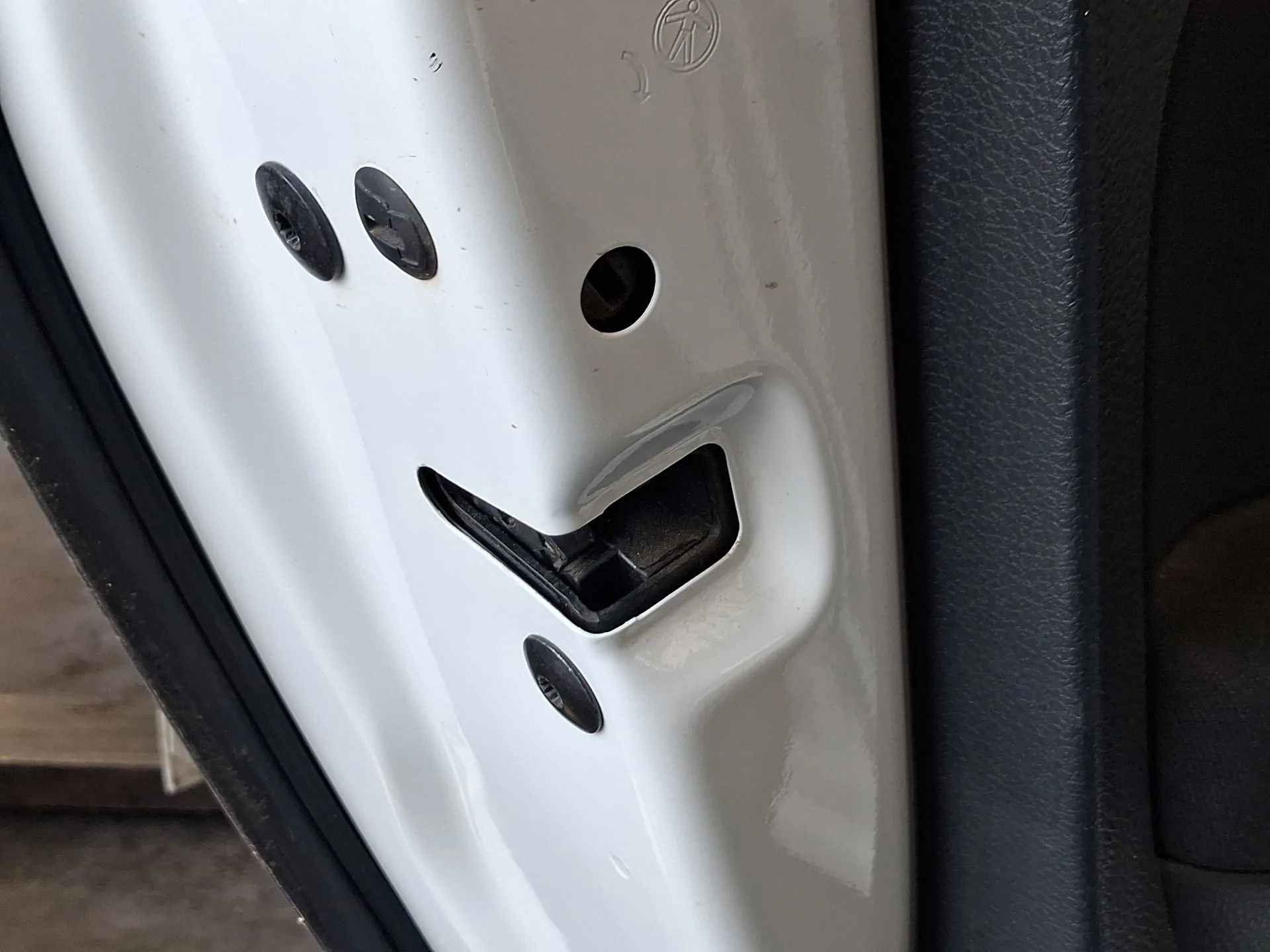Cerradura Puerta Trasera Izquierda para Volkswagen Polo V (6R1, 6C1)