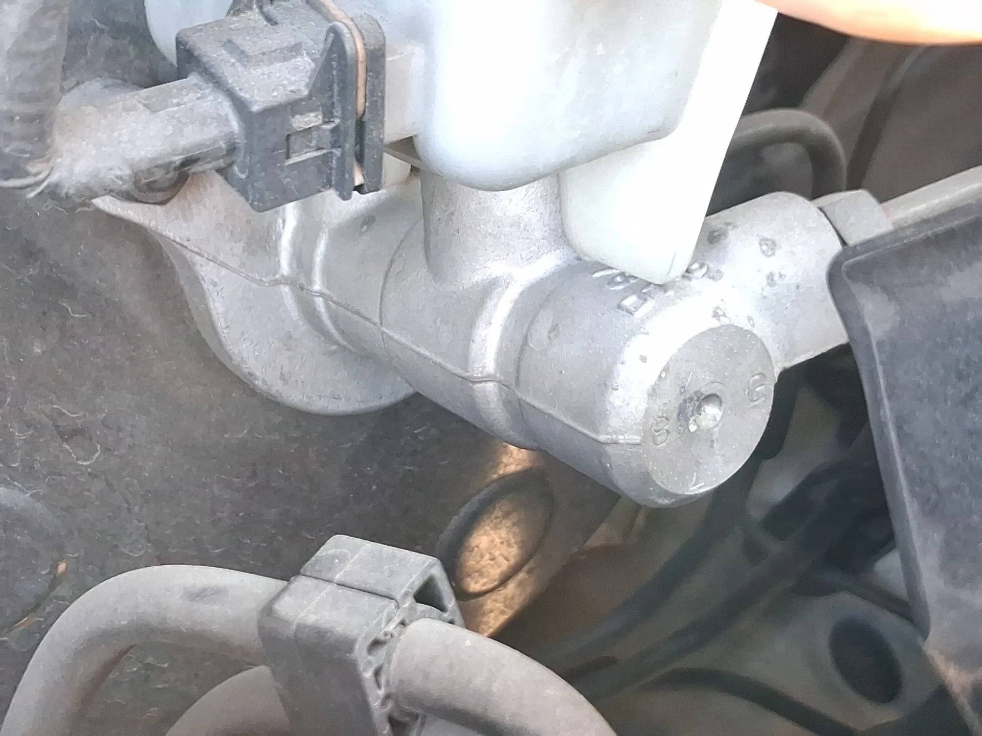 Bomba Freno para Hyundai Veloster (Fs)