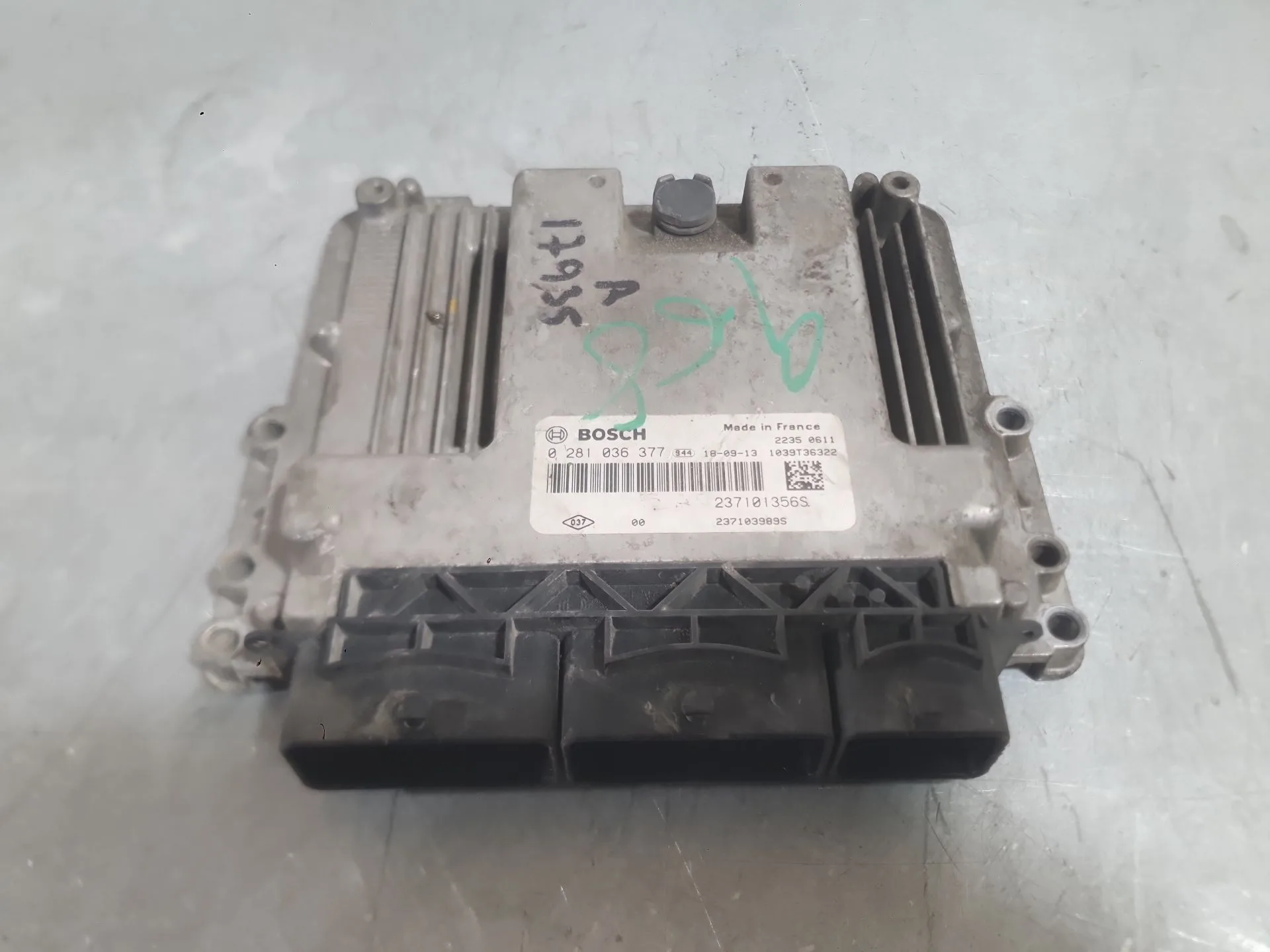 Centralita Motor Uce para Renault Trafic Iii Autobus (Jg_)