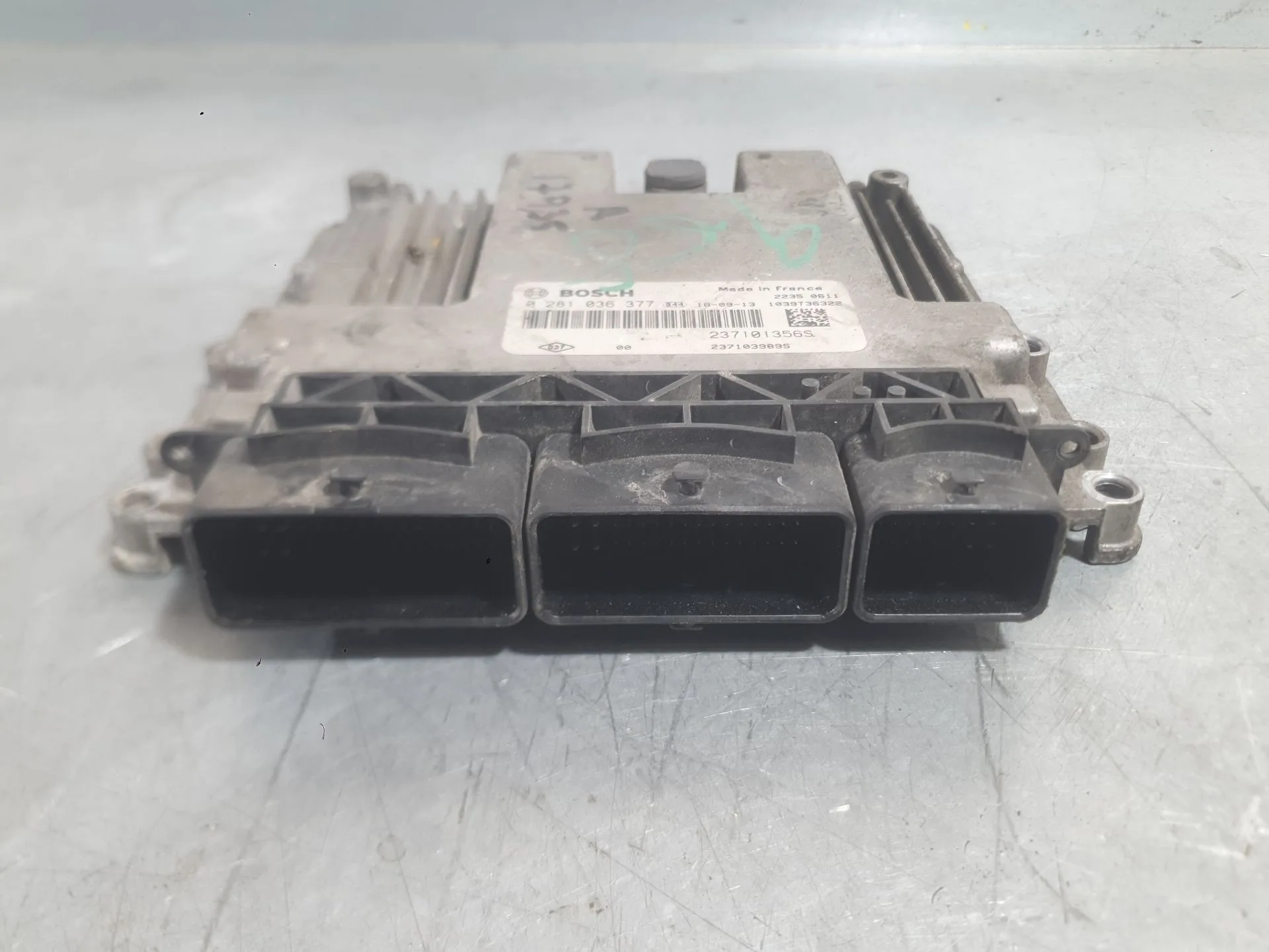 Centralita Motor Uce para Renault Trafic Iii Autobus (Jg_)