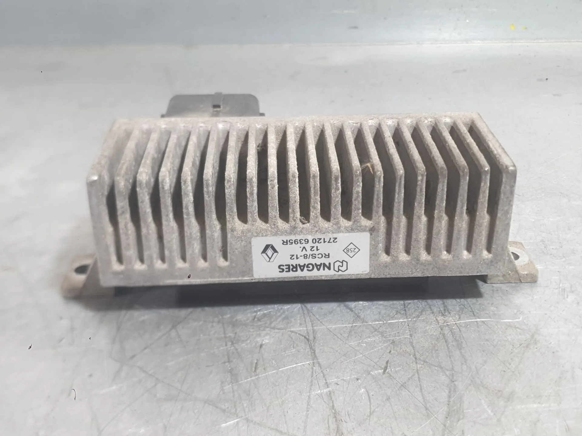 Caja Precalentamiento para Renault Trafic Iii Autobus (Jg_)