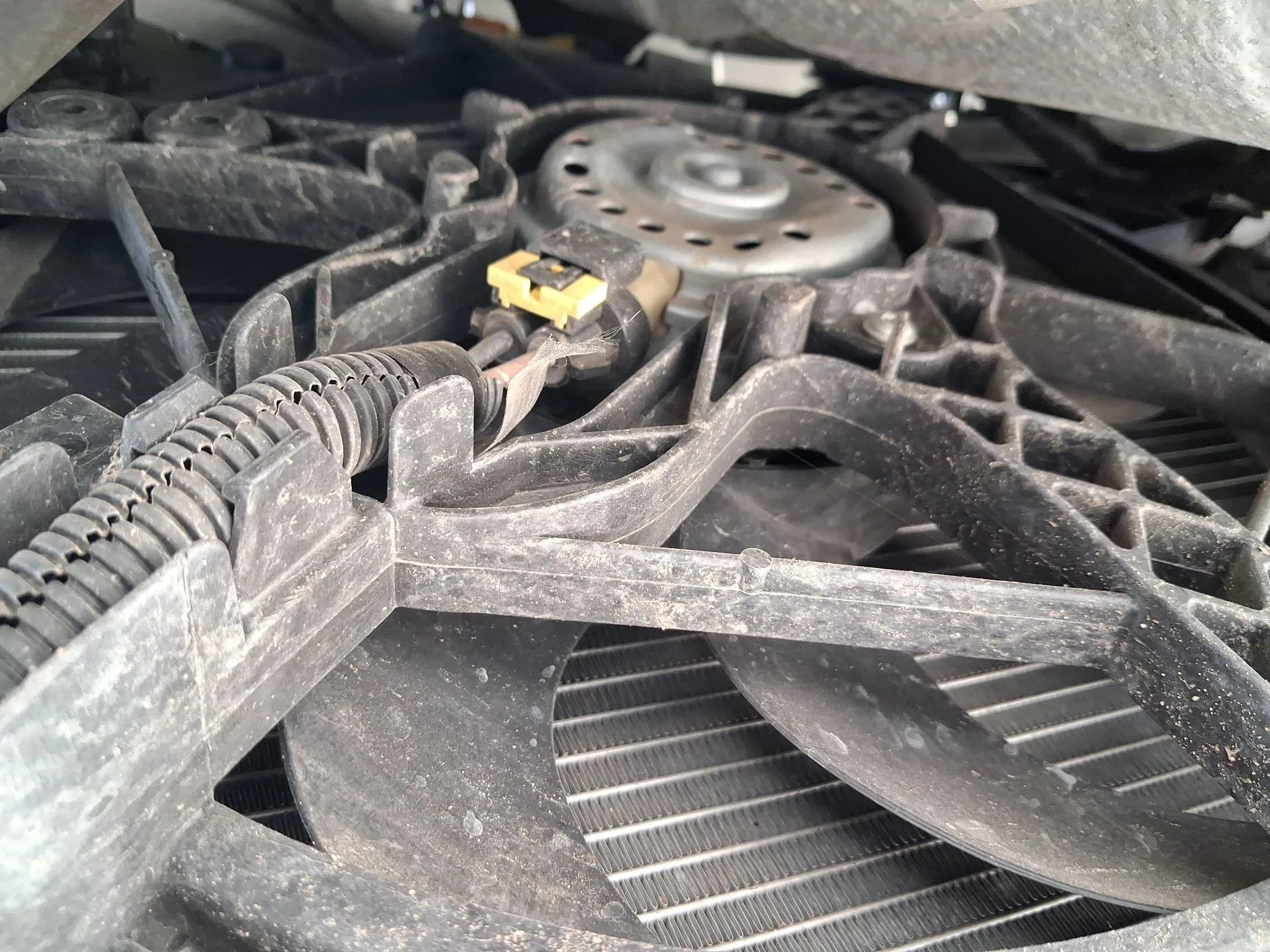 Electroventilador para Opel Combo Tour (X12)