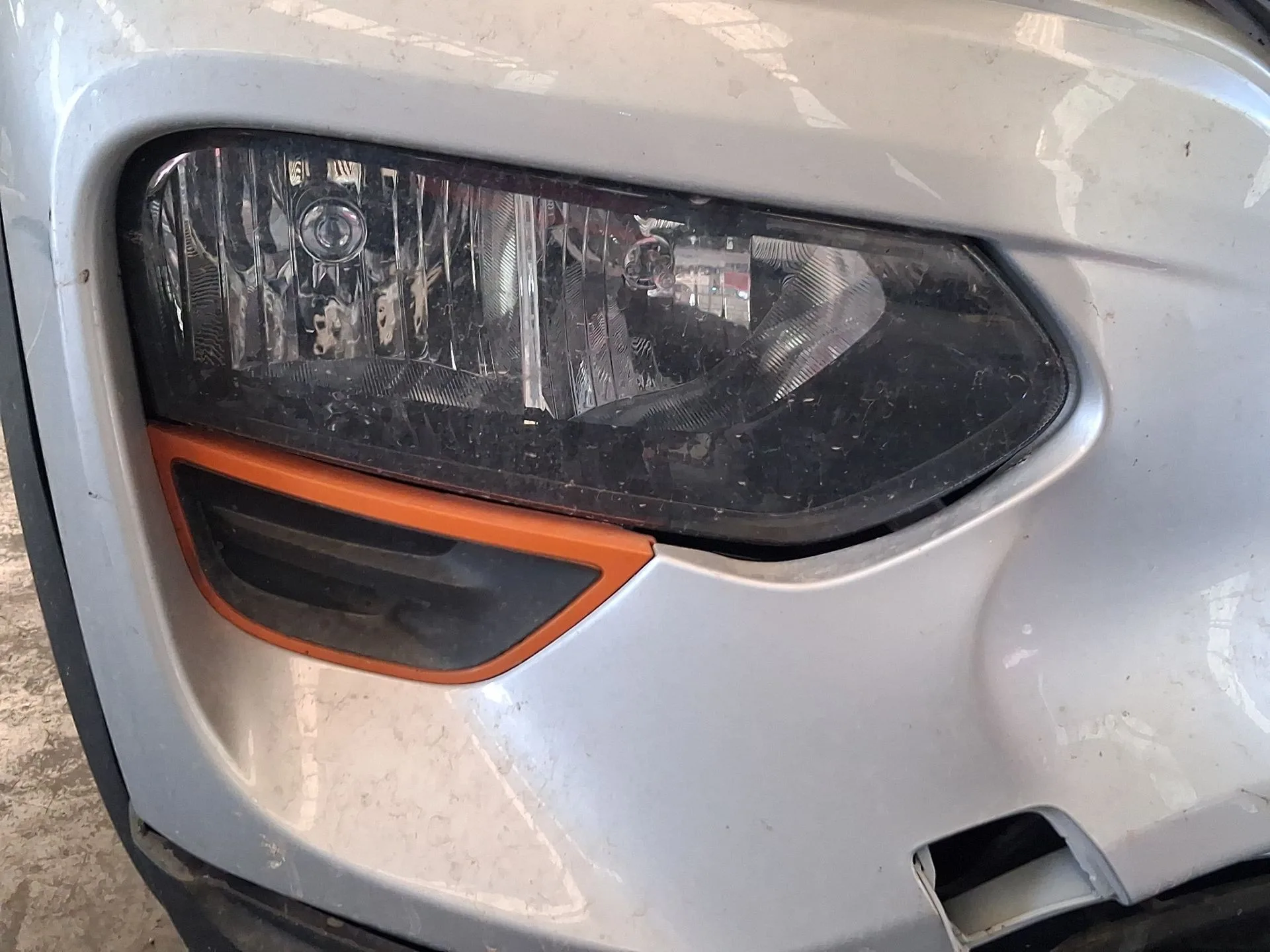 Faro Derecho para Dacia Spring
