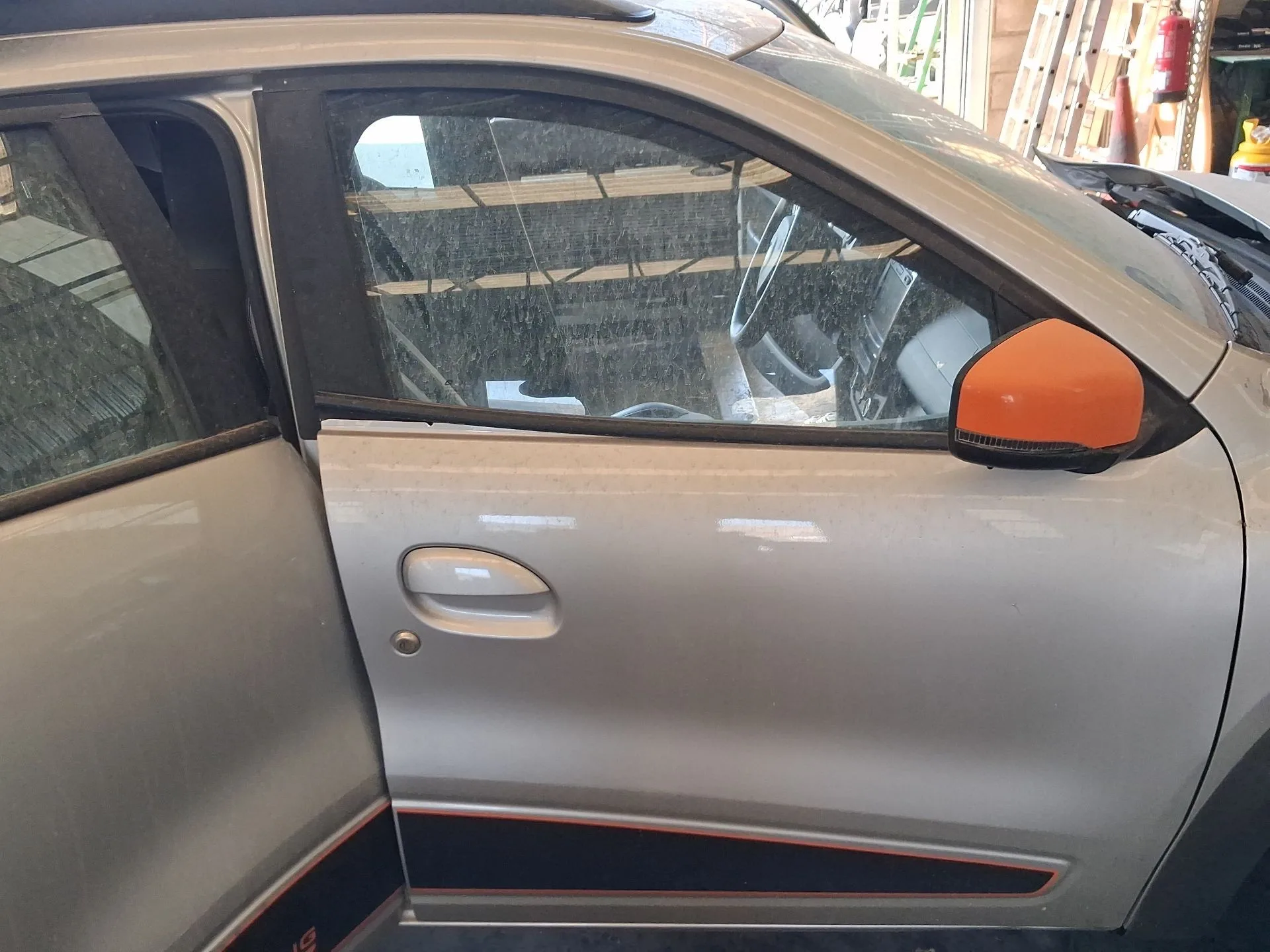 Puerta Delantera Derecha para Dacia Spring